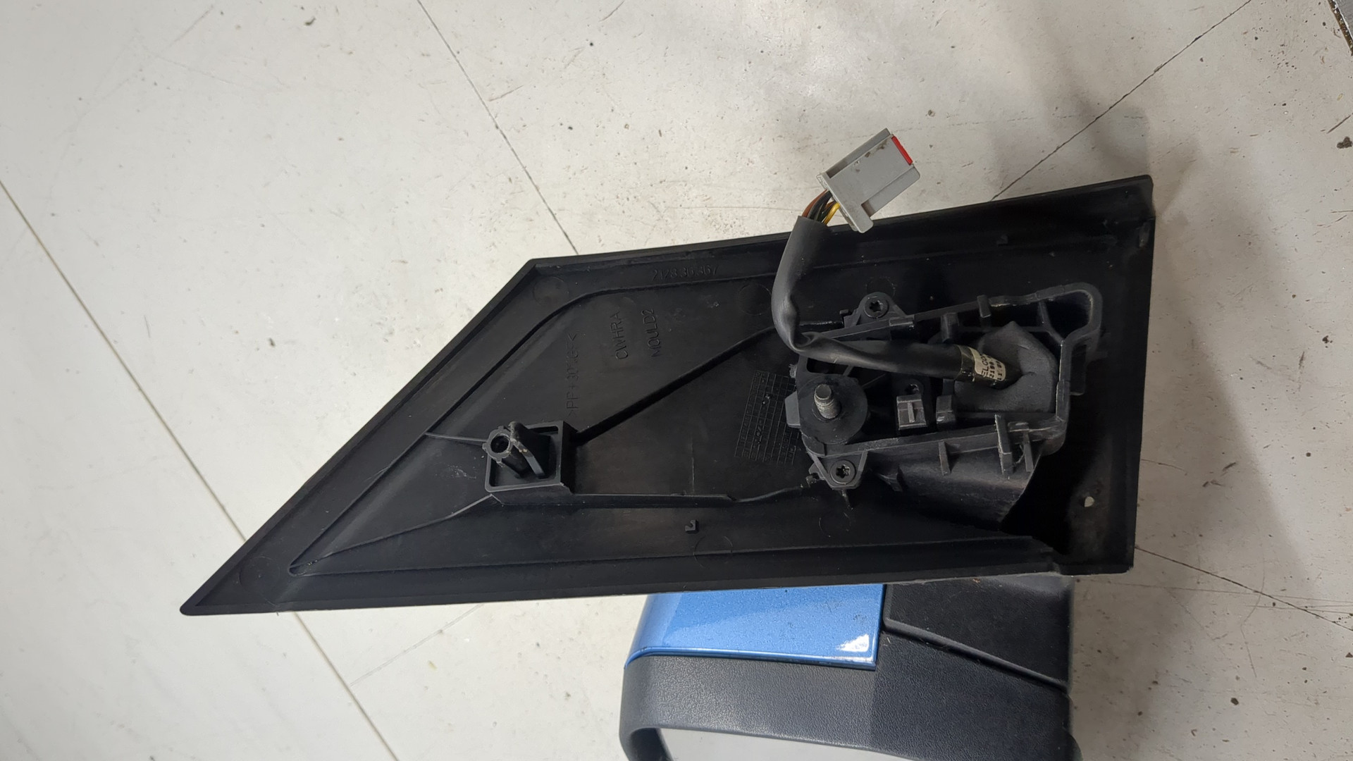 Зеркало левое электрическое