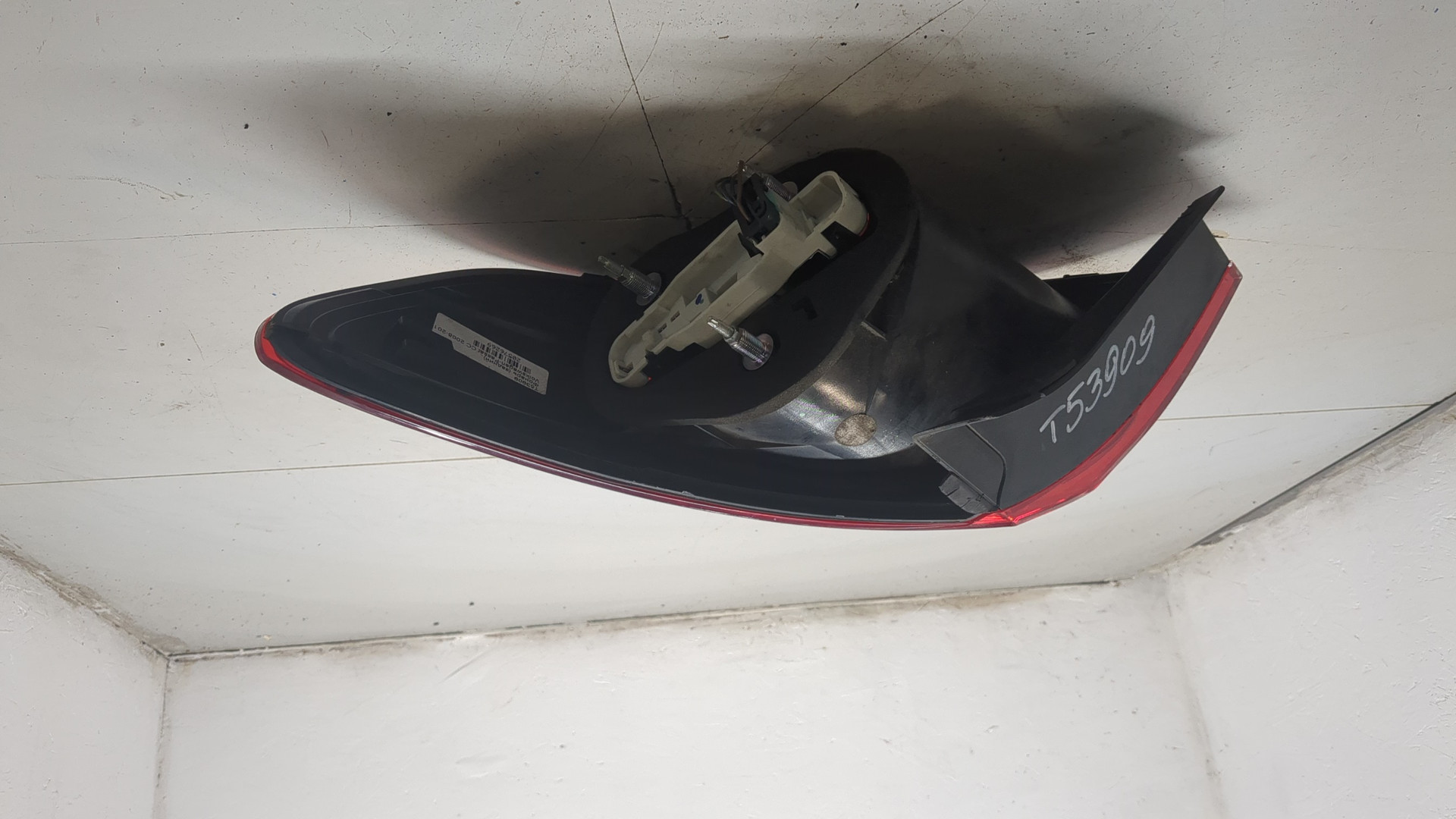 Фонарь задний левый