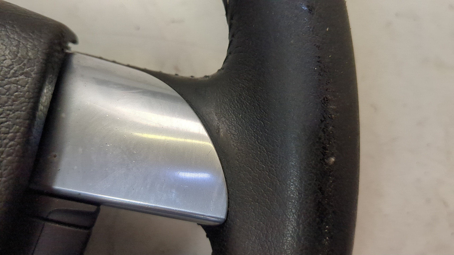 Рулевое колесо (руль)