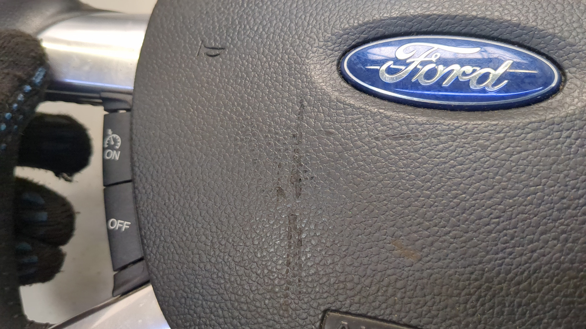 Рулевое колесо (руль)