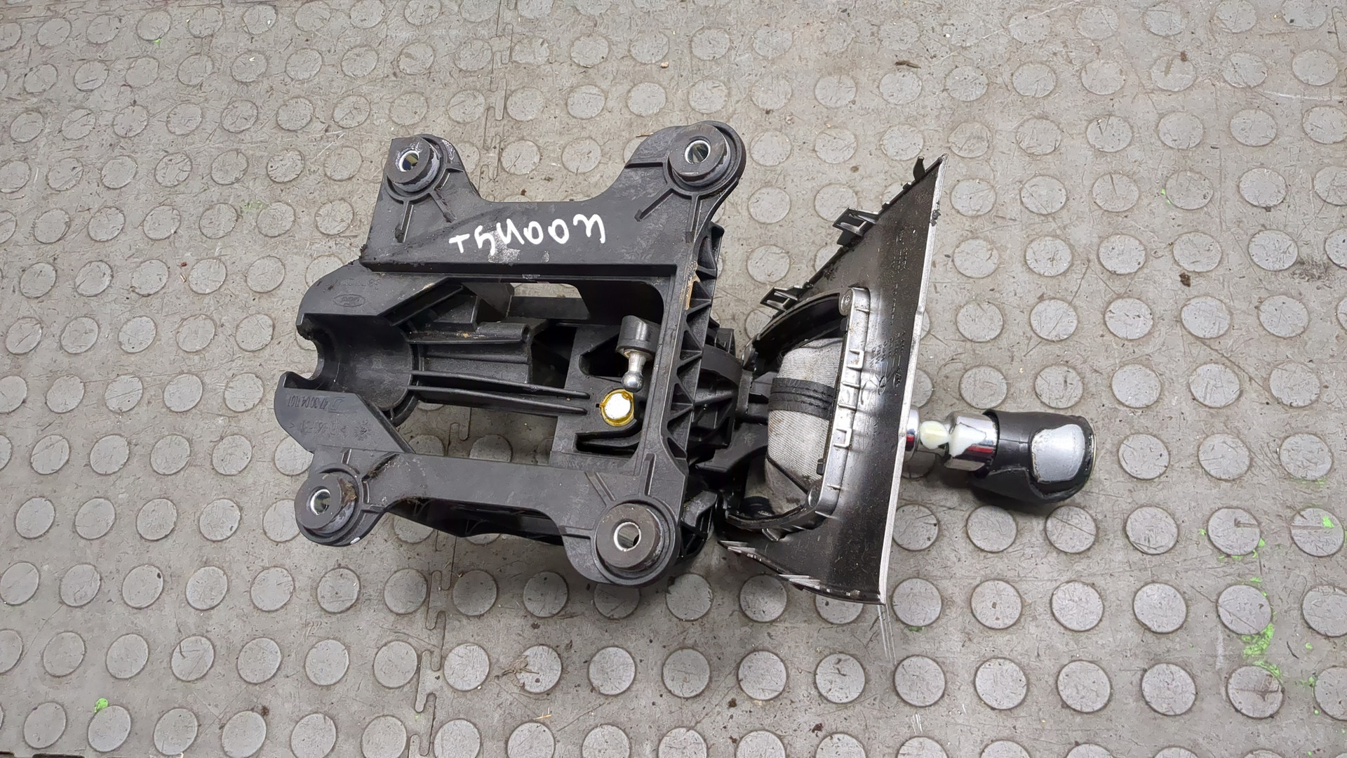 Кулиса МКПП / АКПП