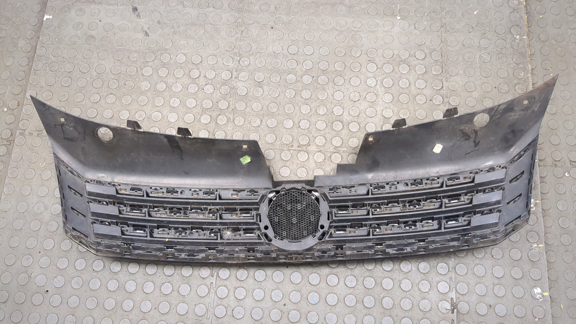 Решетка радиатора