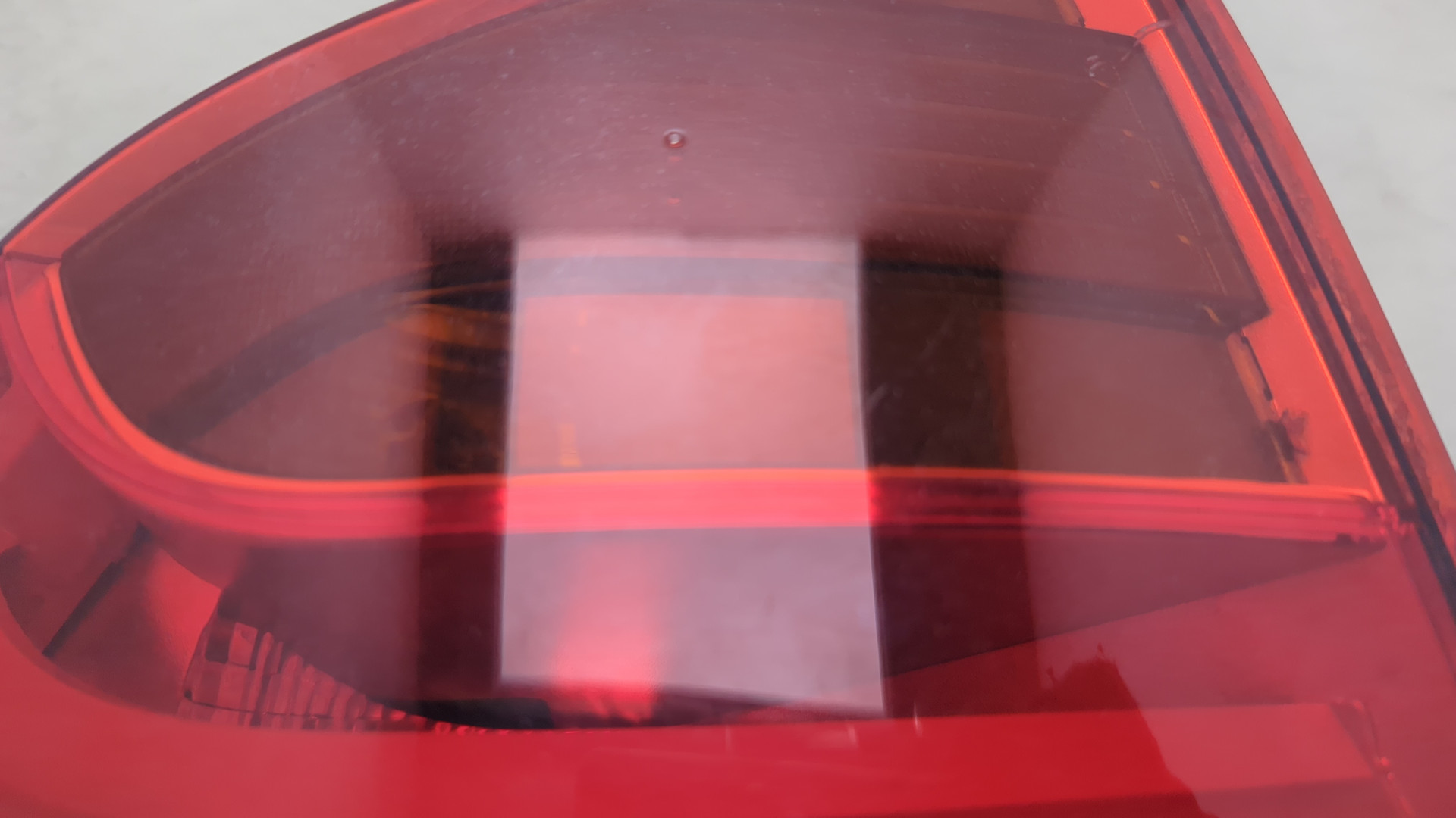 Фонарь задний левый