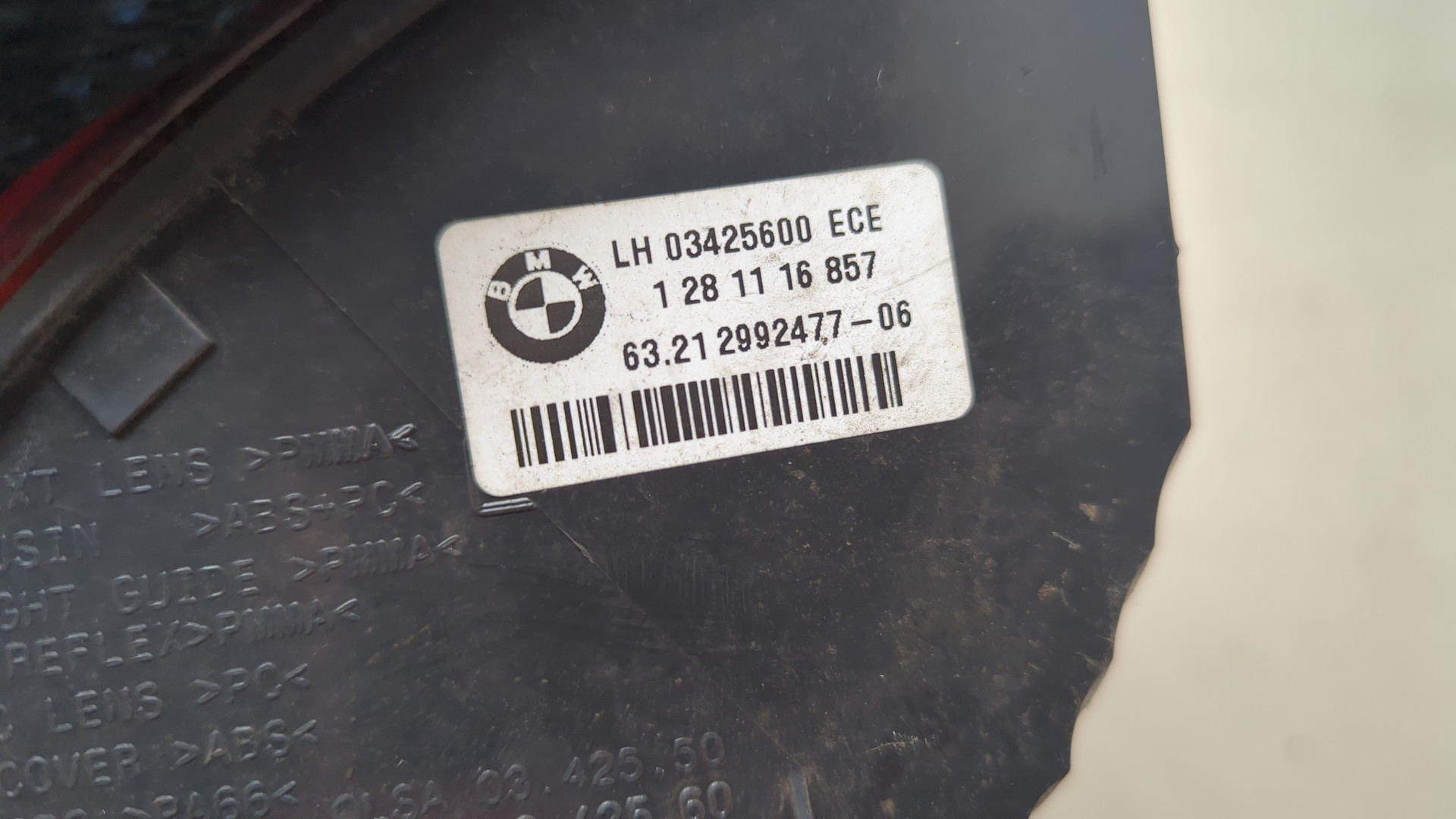 Фонарь задний левый