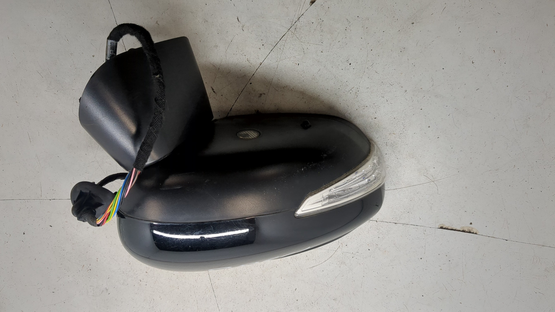 Зеркало правое электрическое