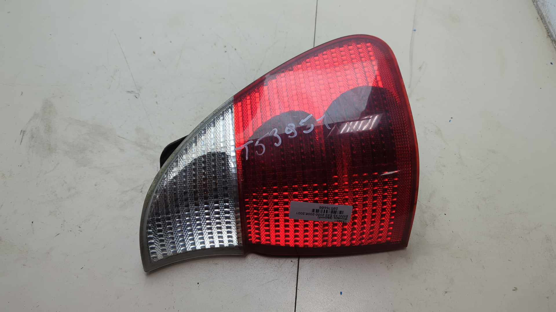 Фонарь задний правый