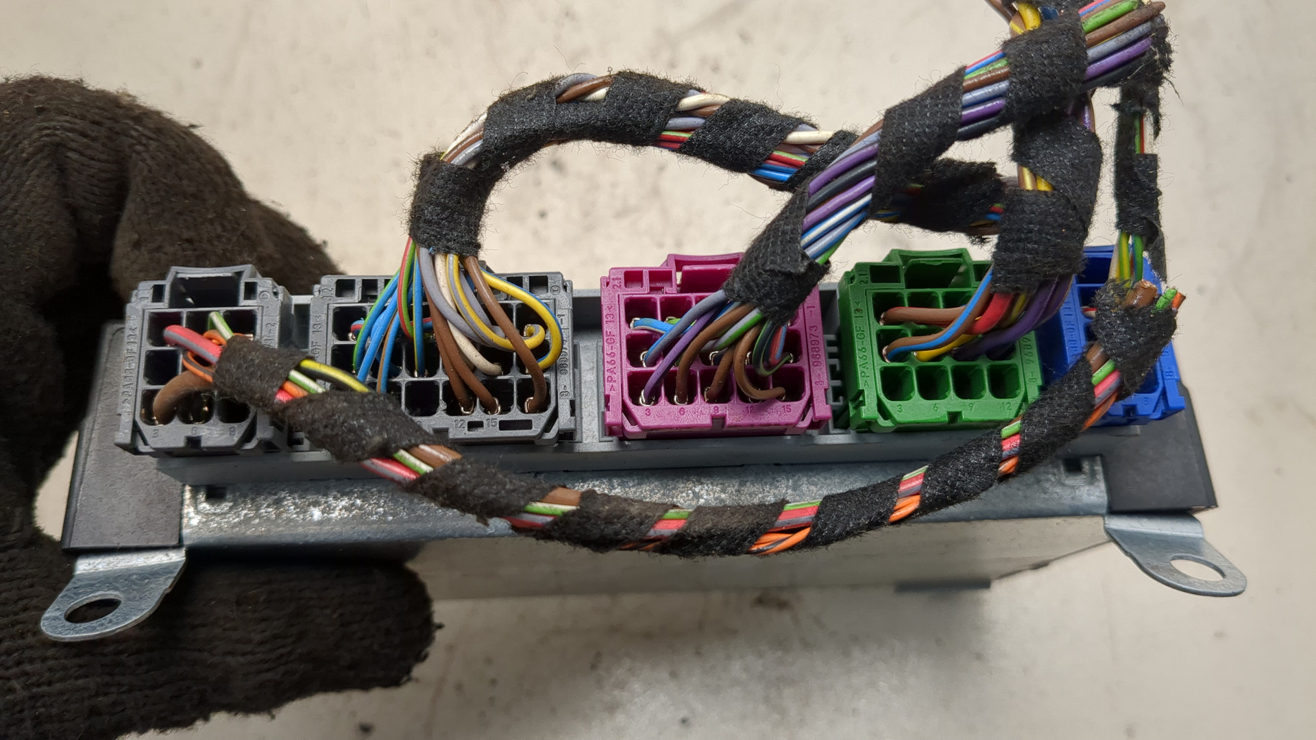 Блок управления подвеской