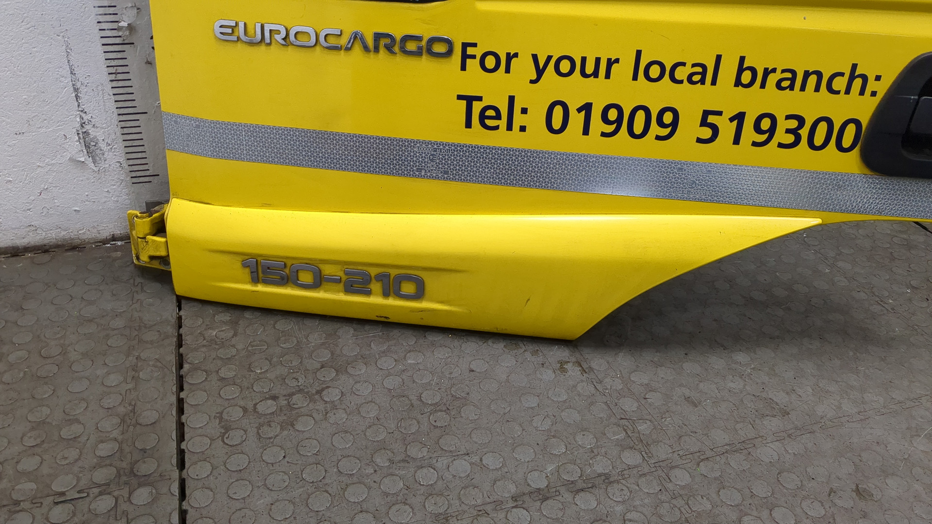 Дверь передняя левая