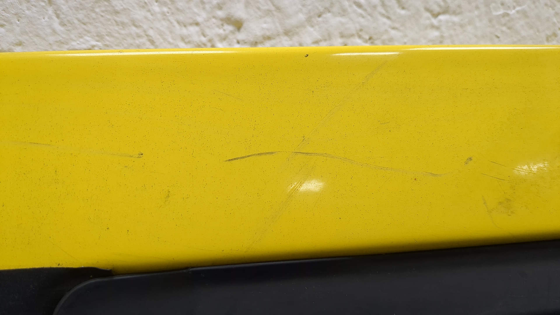 Дверь передняя левая