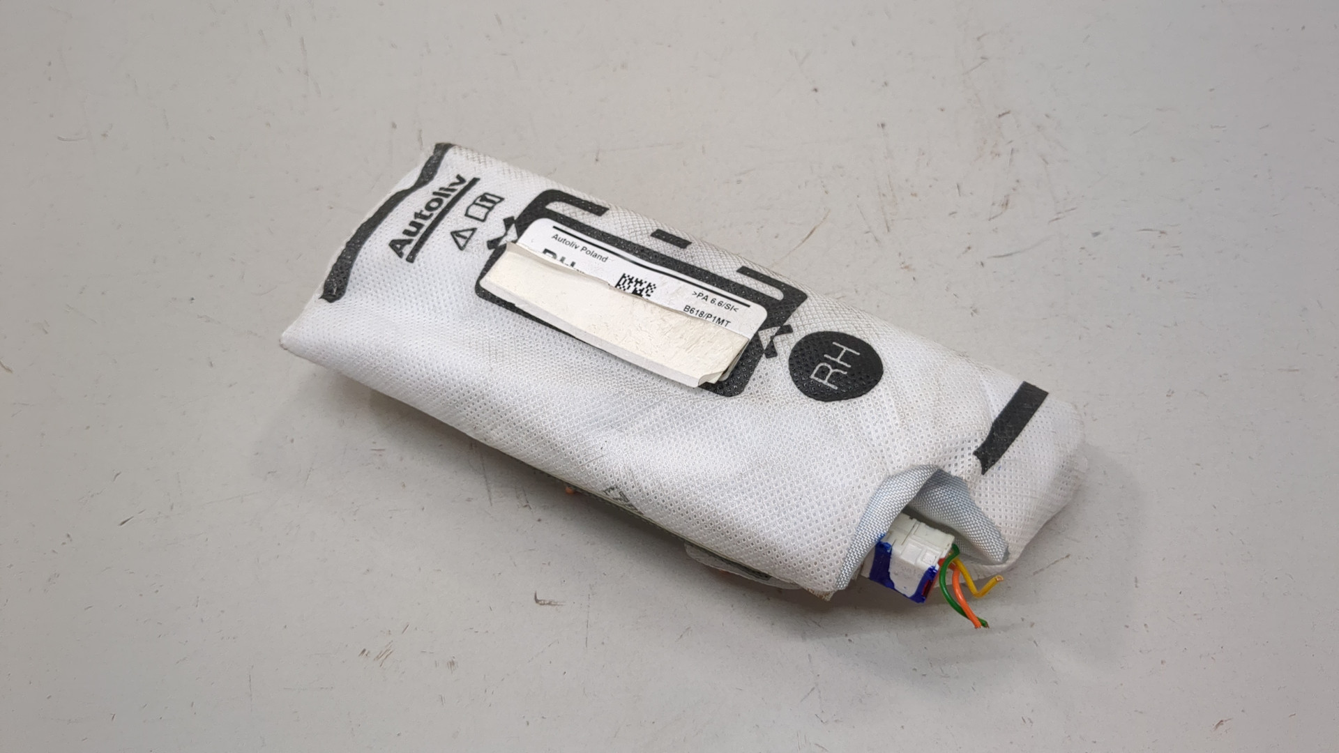 Подушка безопасности боковая (в сиденье)