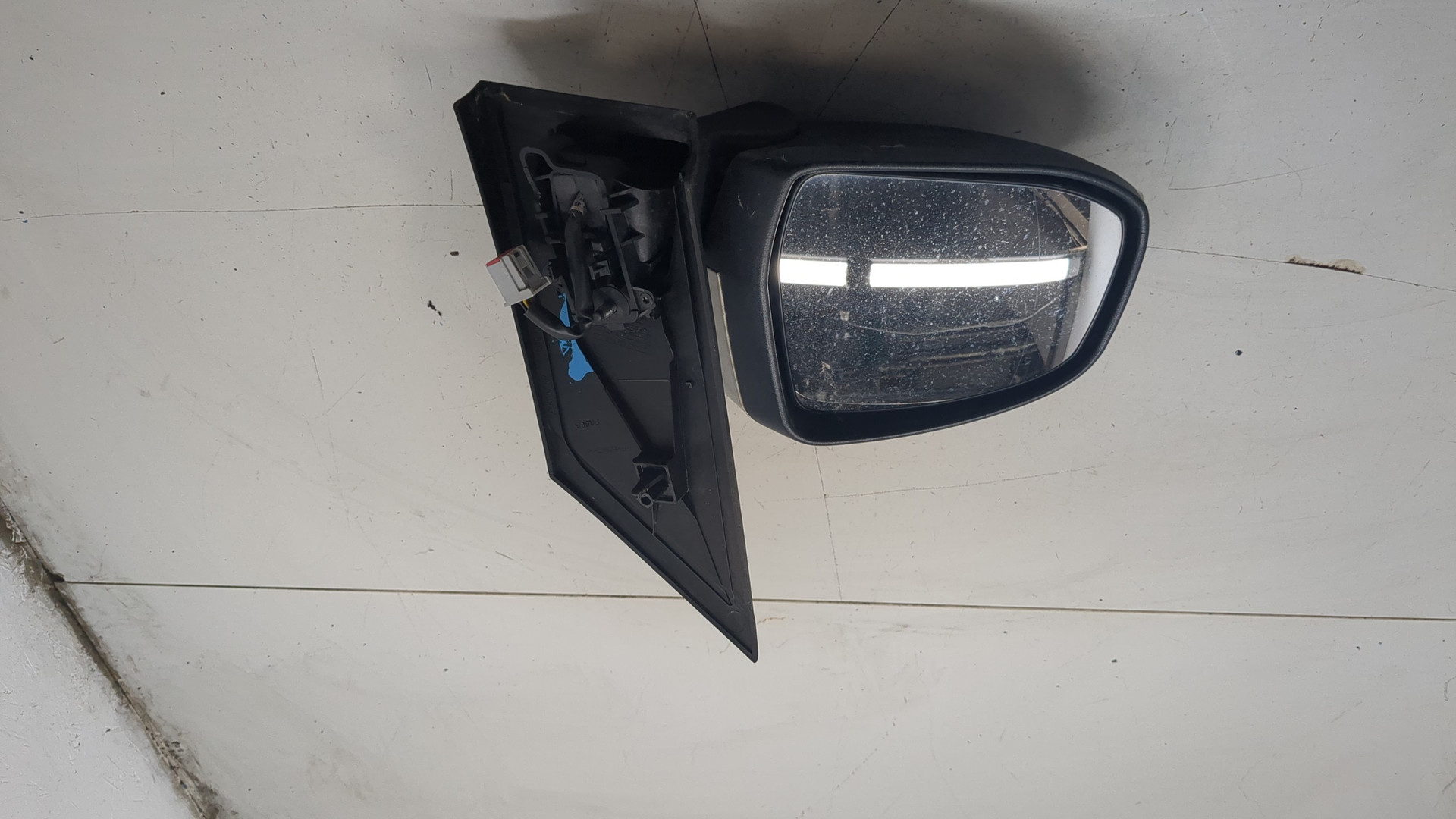 Зеркало левое электрическое