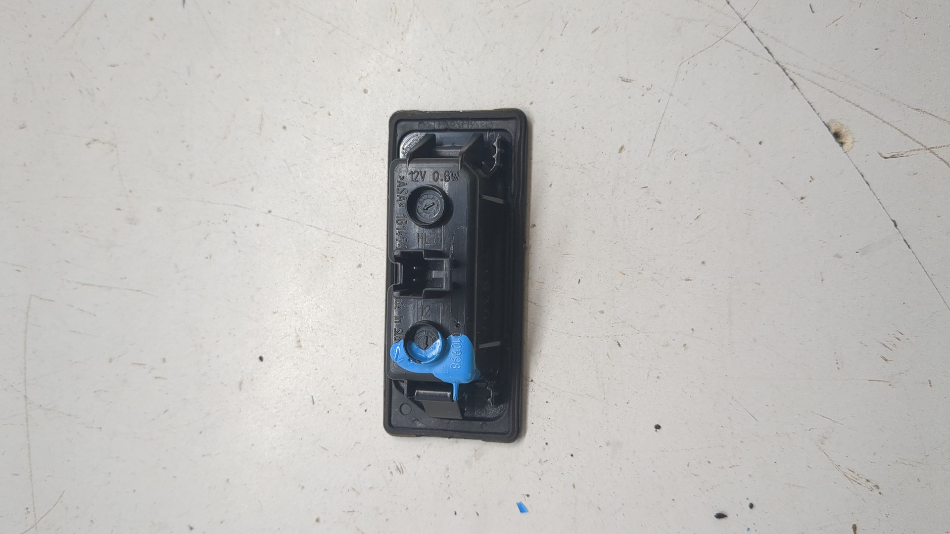 Фонарь подсветки номера