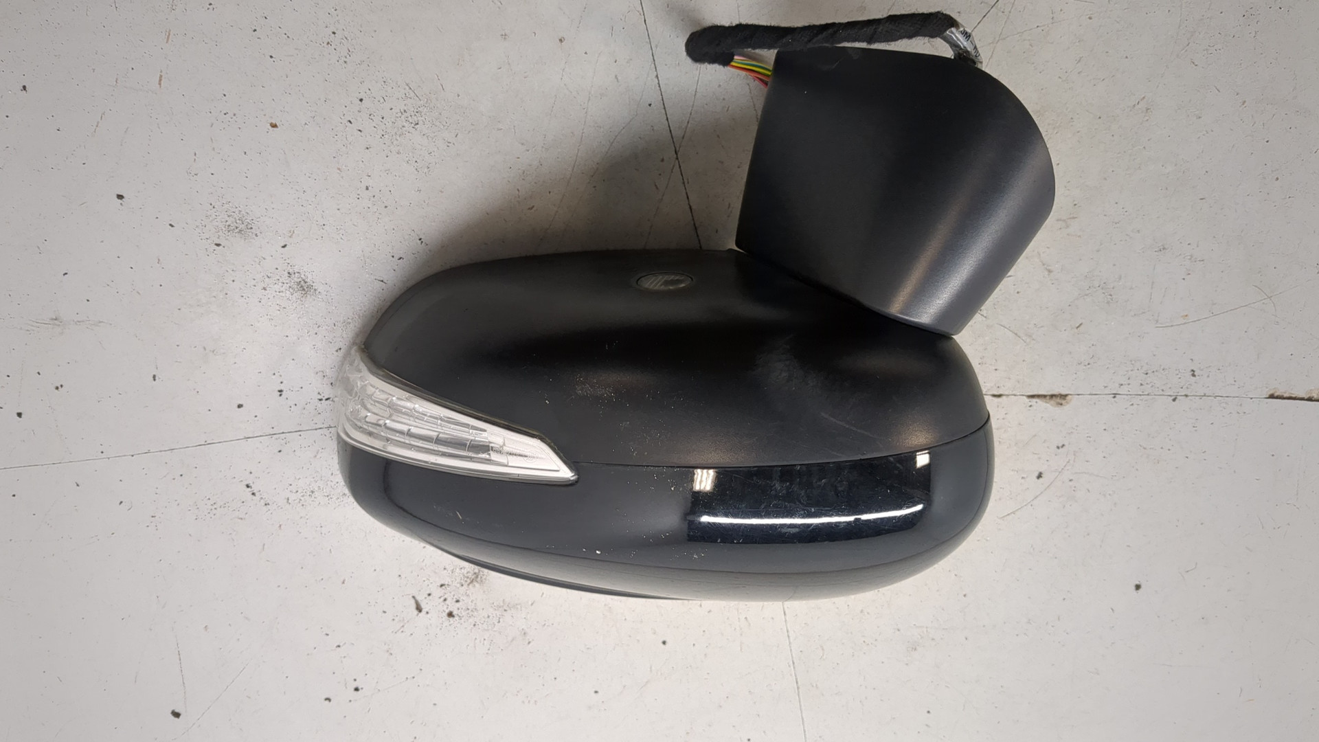 Зеркало левое электрическое