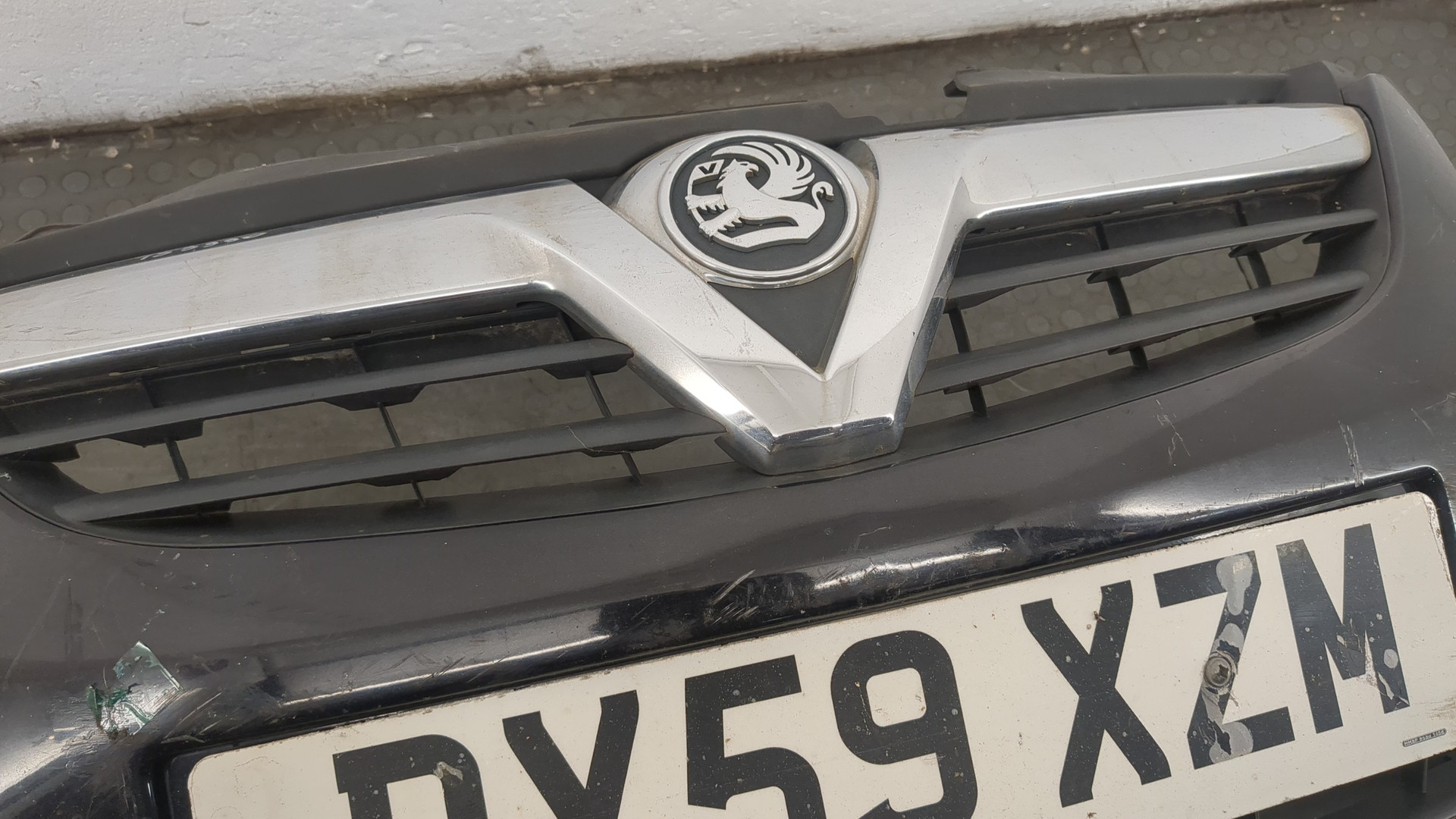 Бампер передний