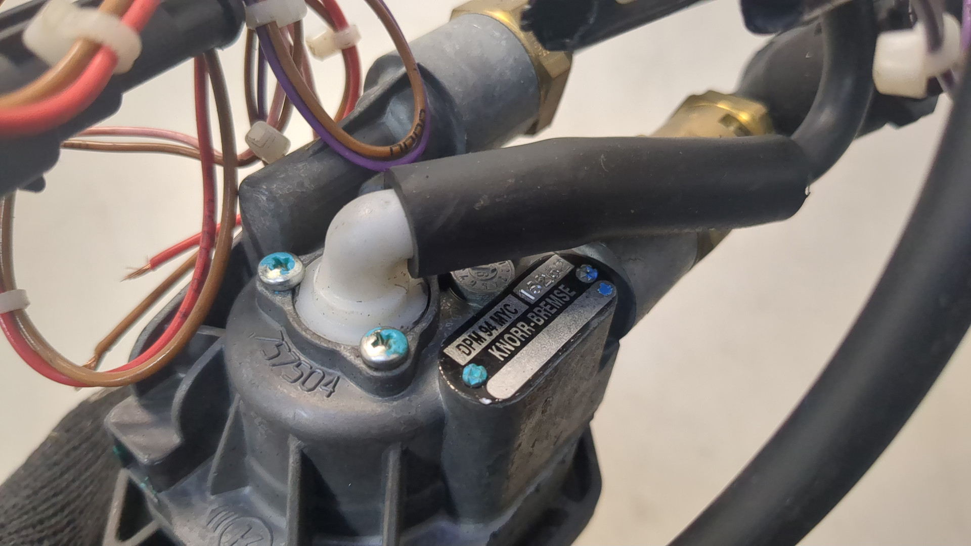 Рычаг стояночного тормоза