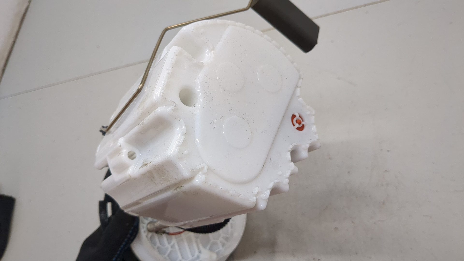 Насос топливный электрический