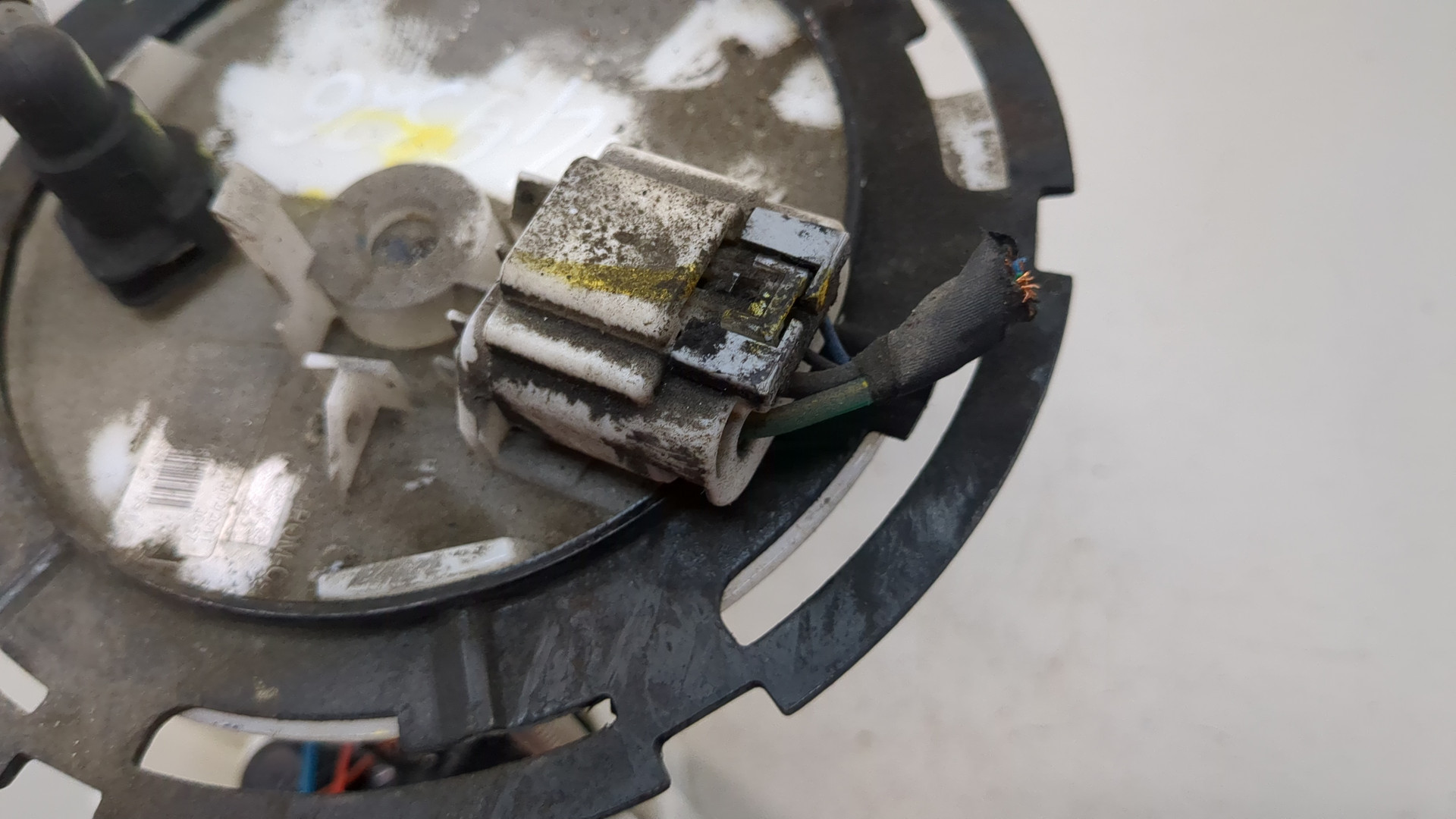 Насос топливный электрический