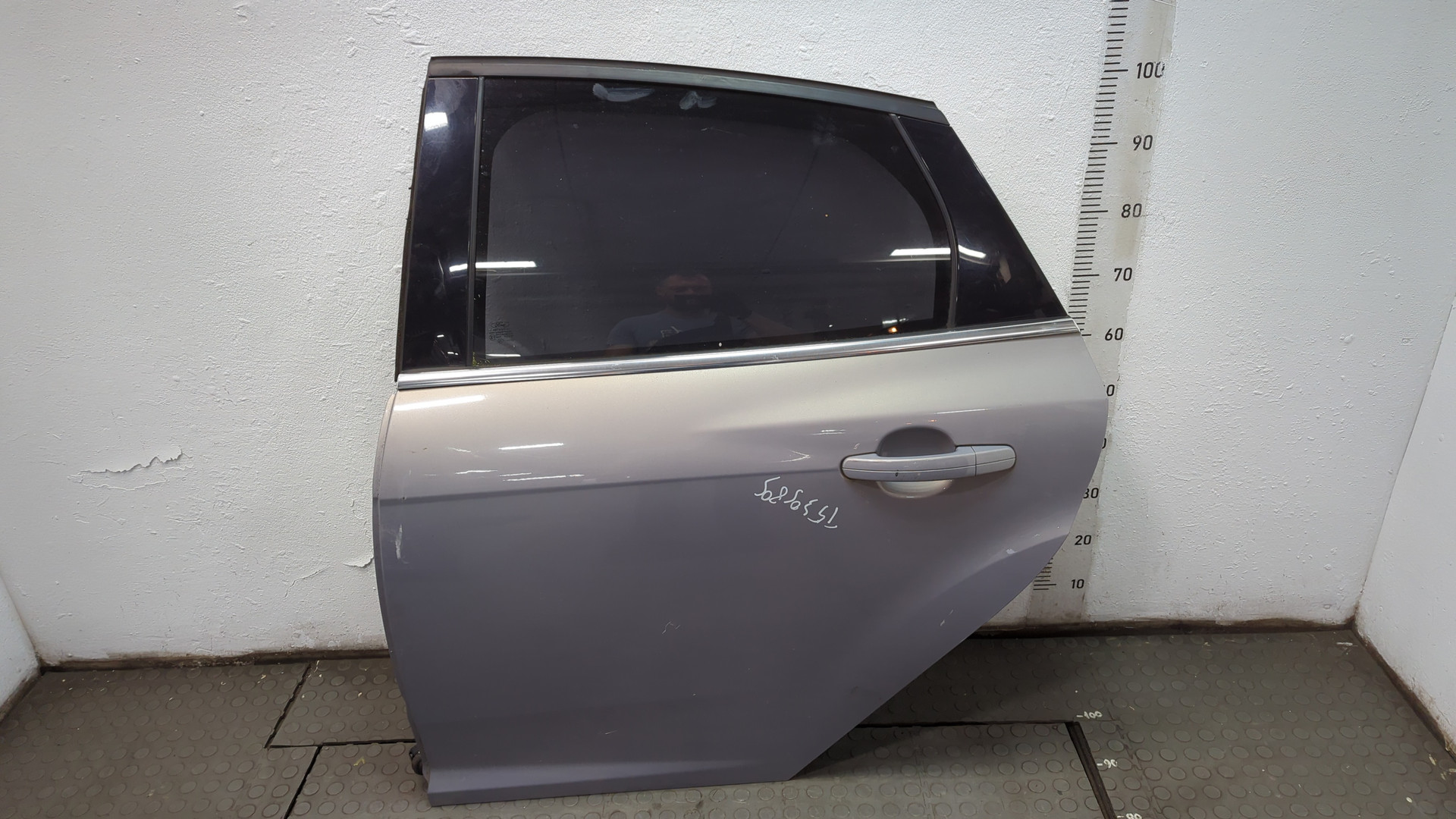 Дверь задняя левая