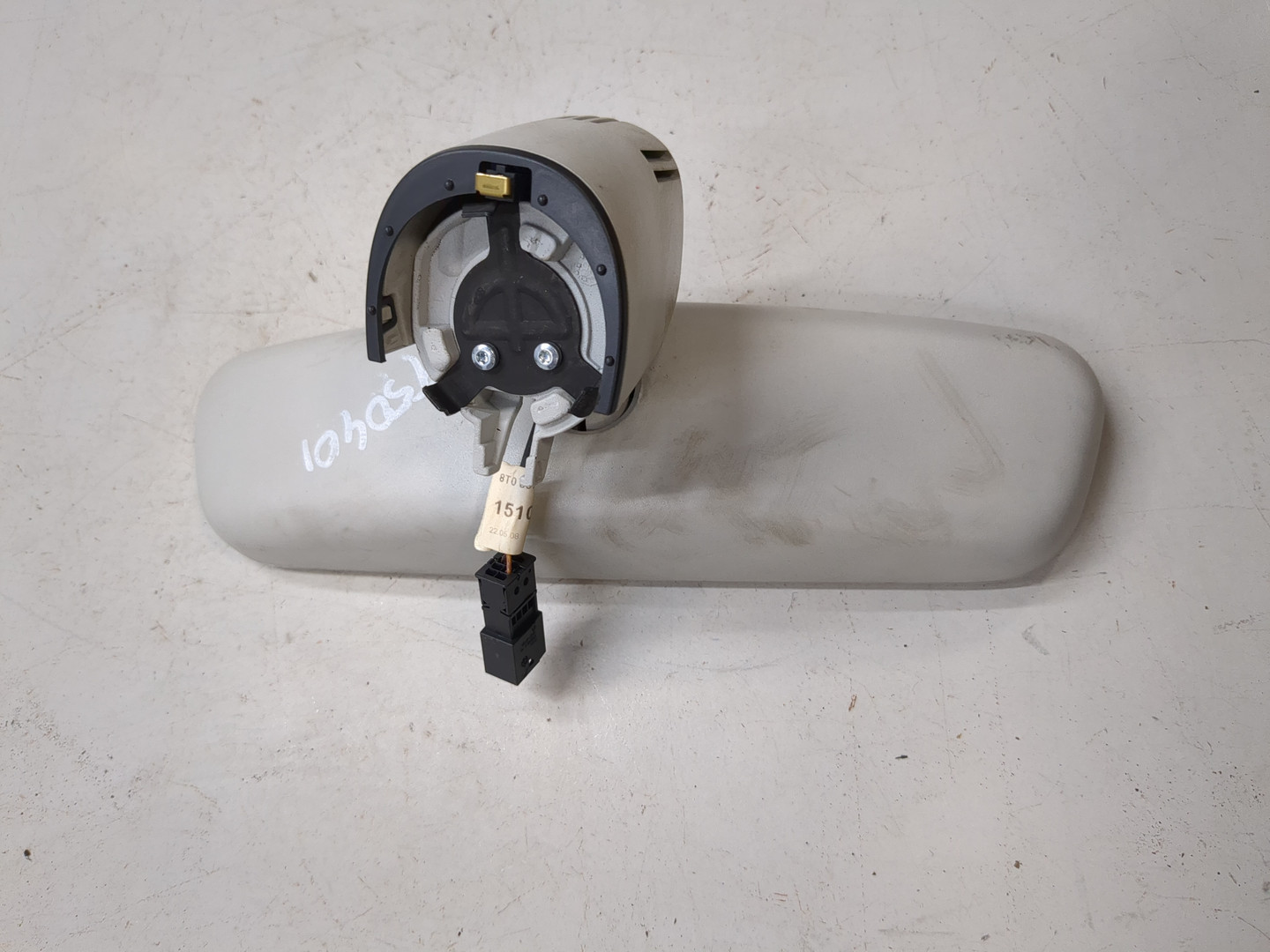 Зеркало заднего вида