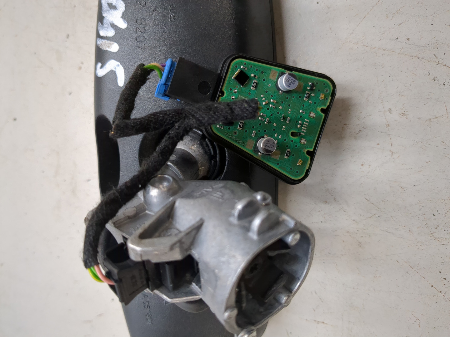 Зеркало заднего вида