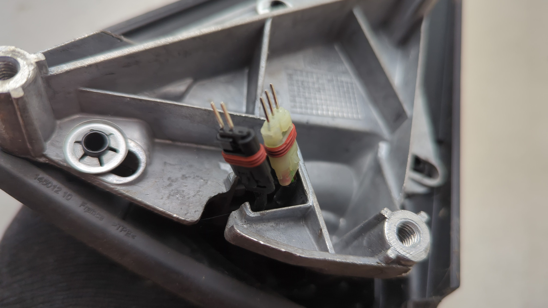 Зеркало правое электрическое