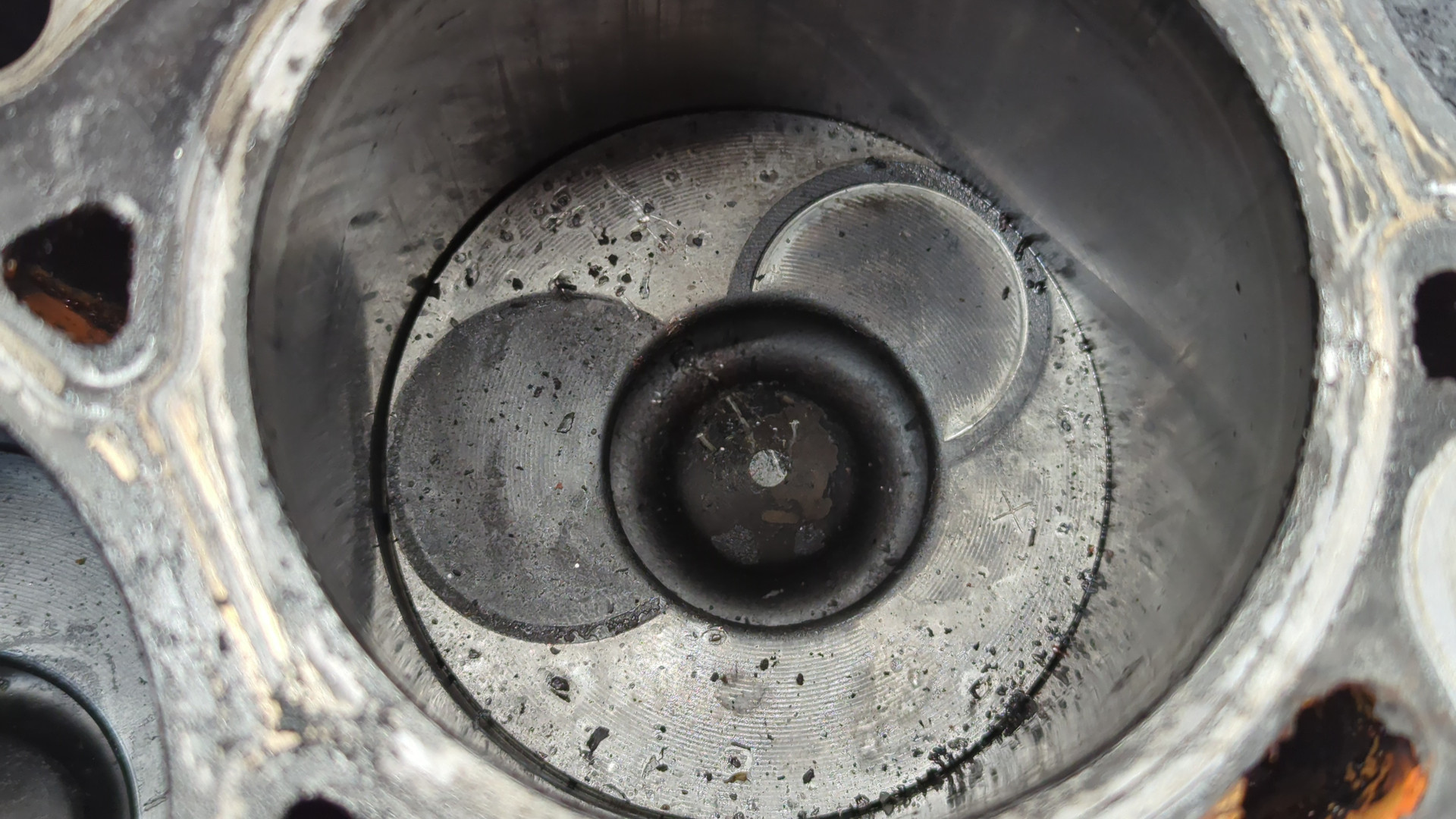 Блок двигателя