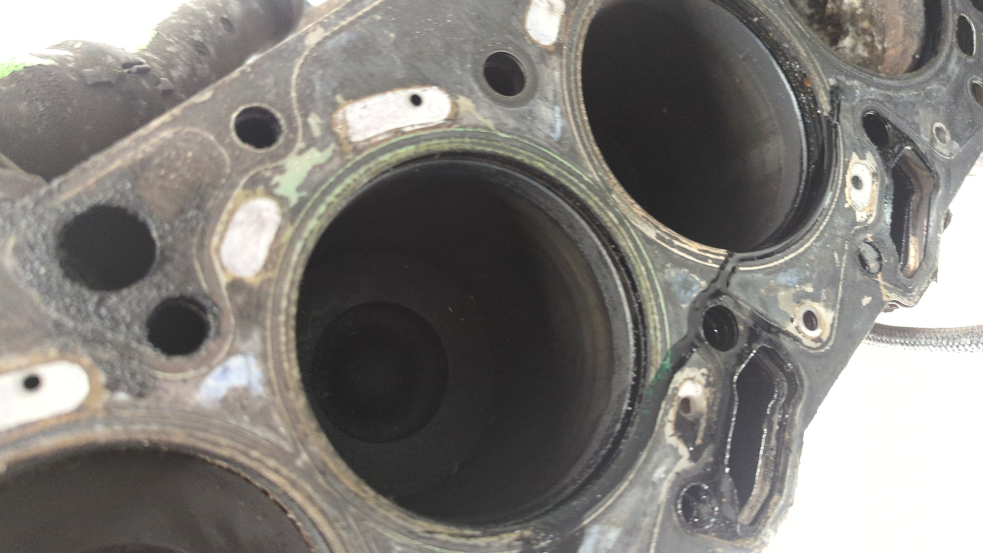 Блок двигателя