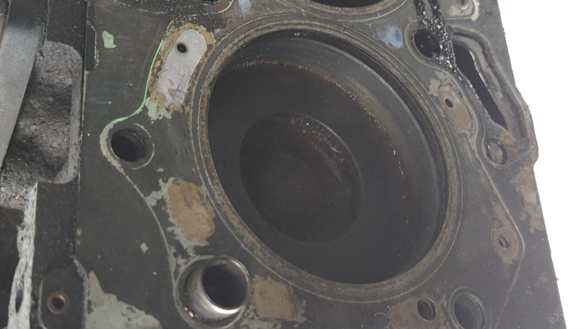 Блок двигателя