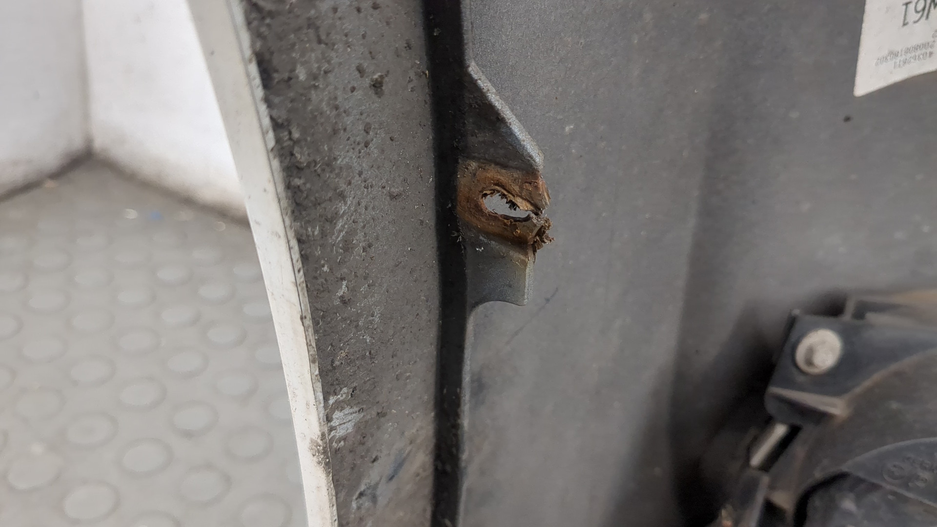 Бампер передний