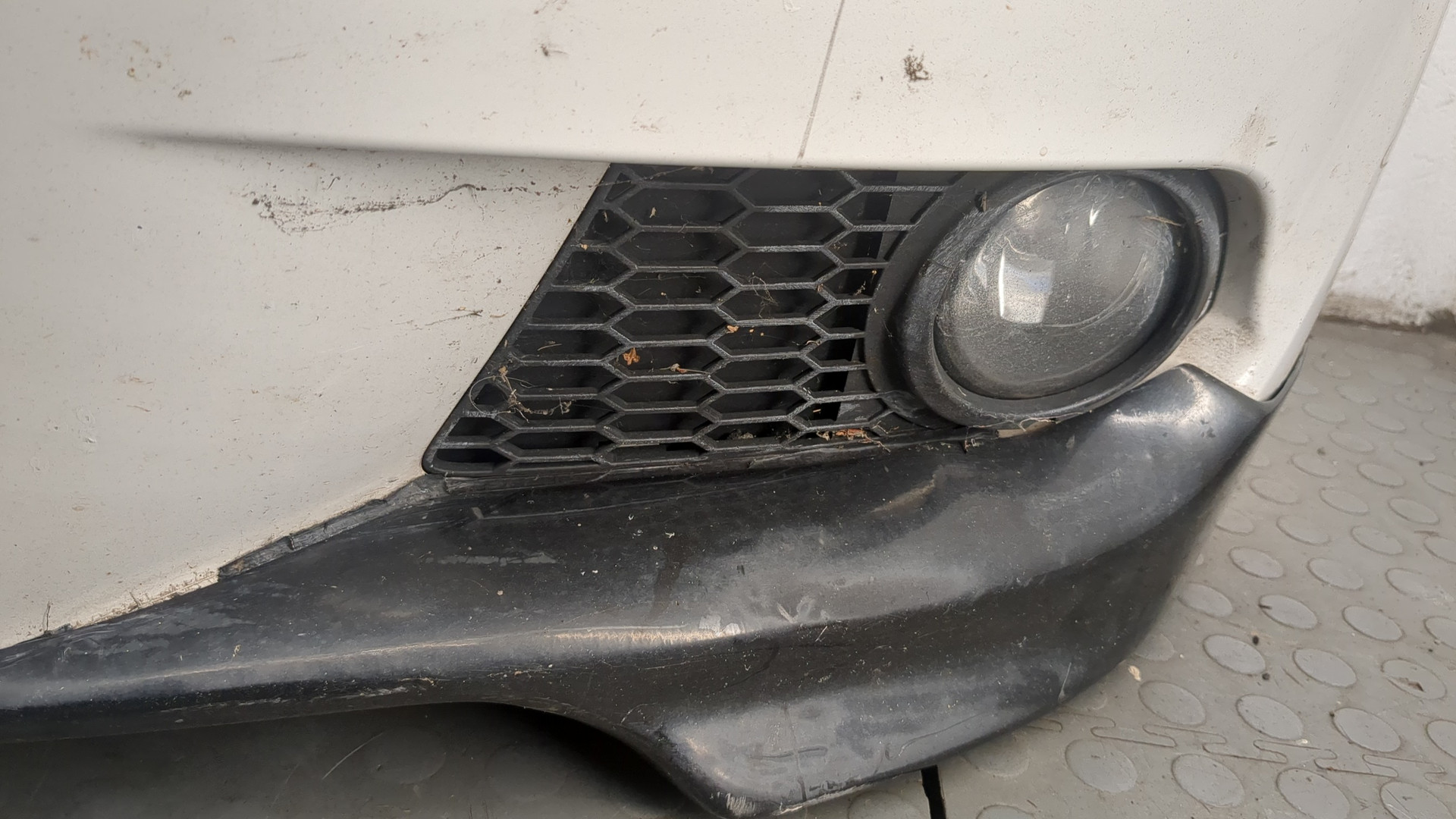 Бампер передний