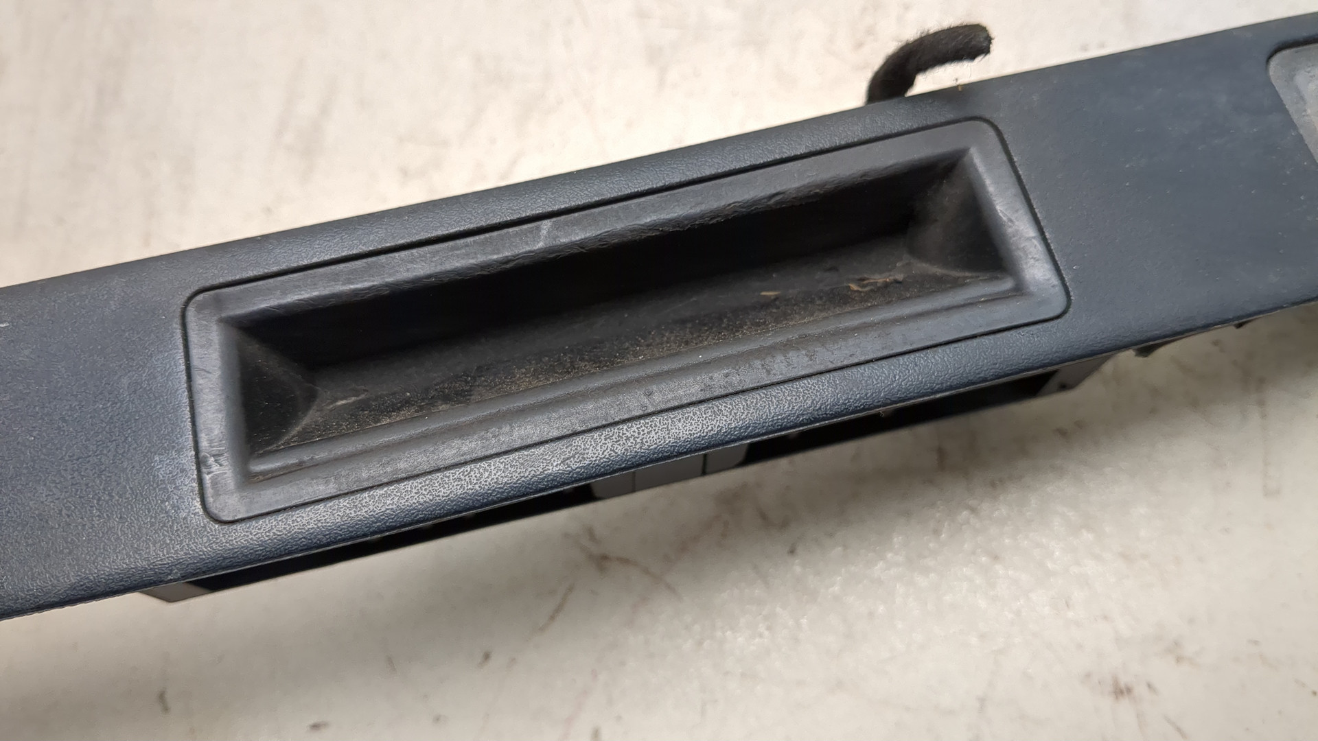 Фонарь подсветки номера