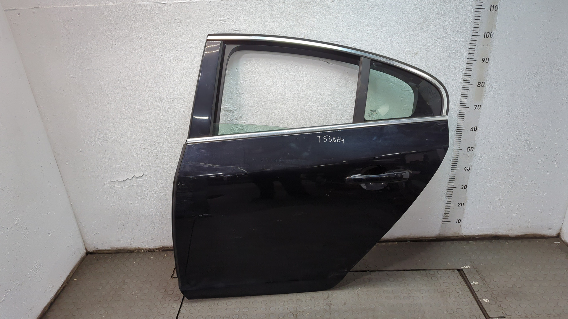 Дверь задняя левая