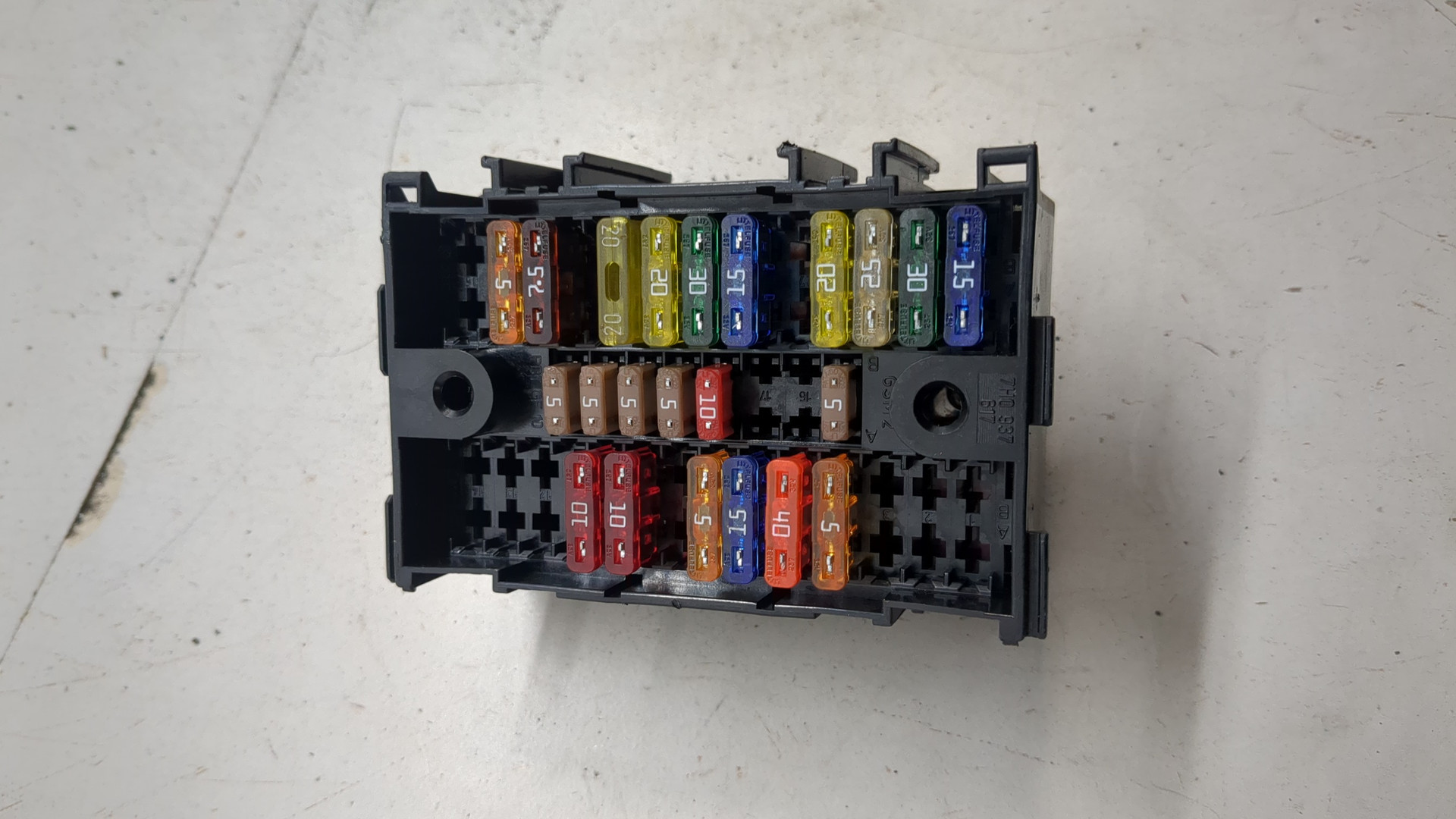 Блок предохранителей