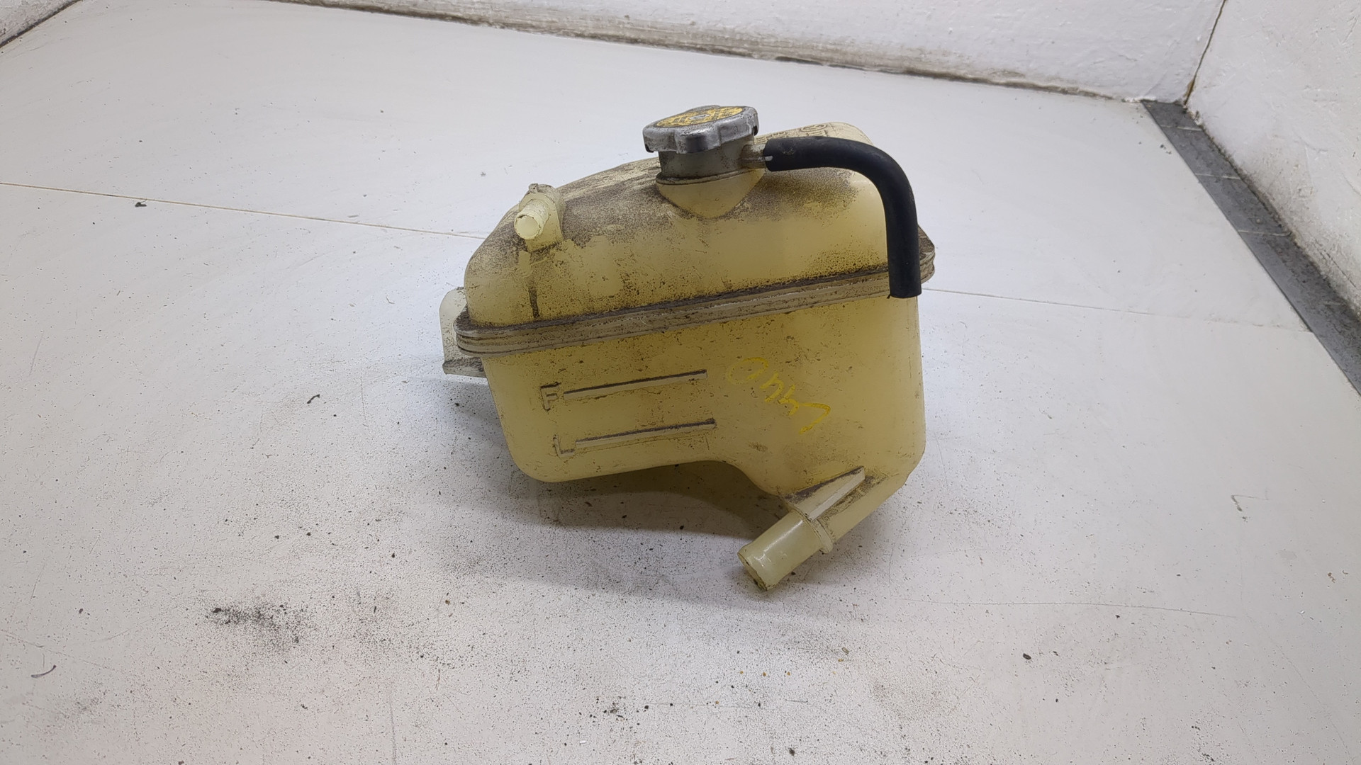 Бачок расширительный