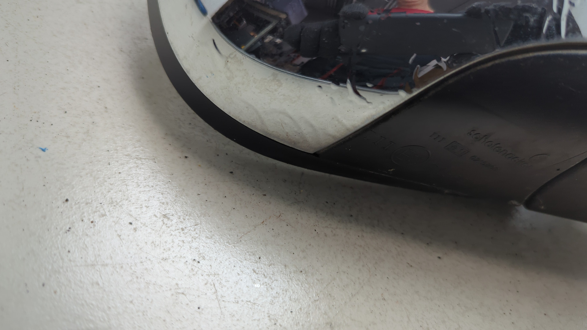 Зеркало правое электрическое