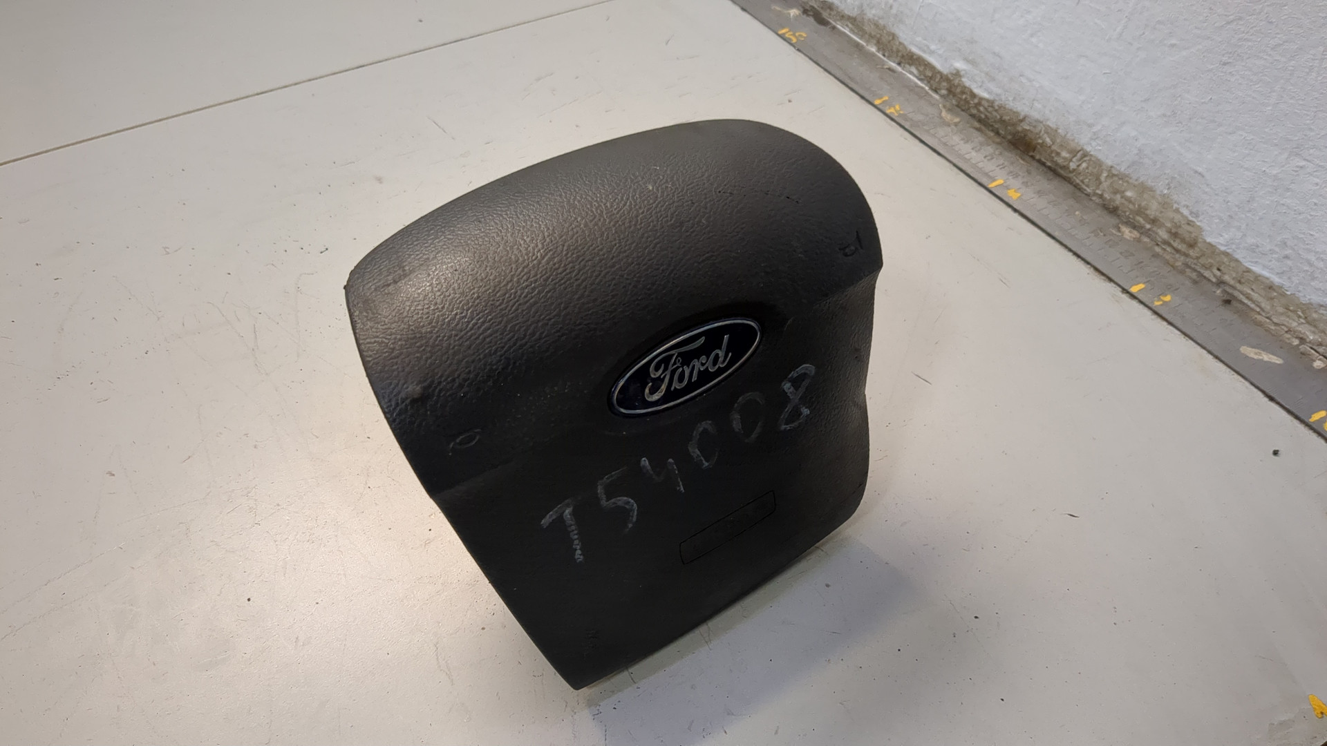 Подушка безопасности в рулевое колесо