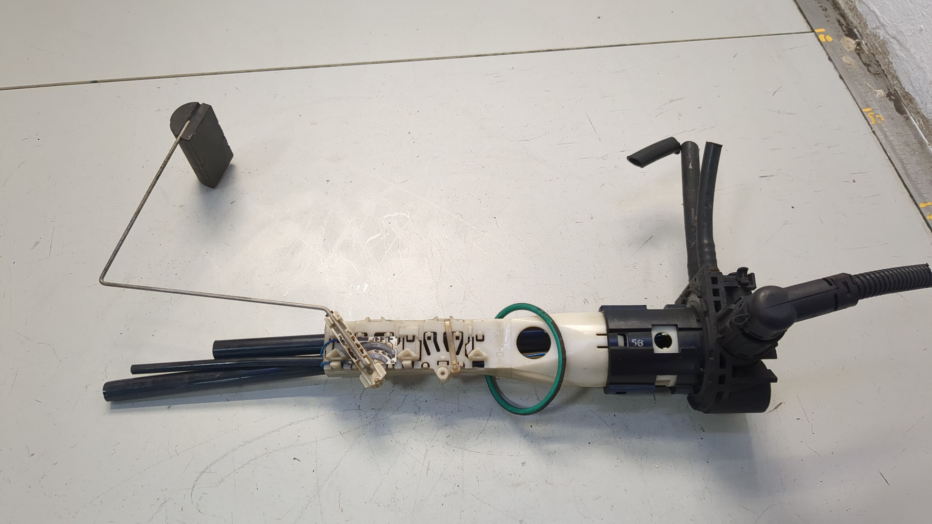 Датчик уровня топлива