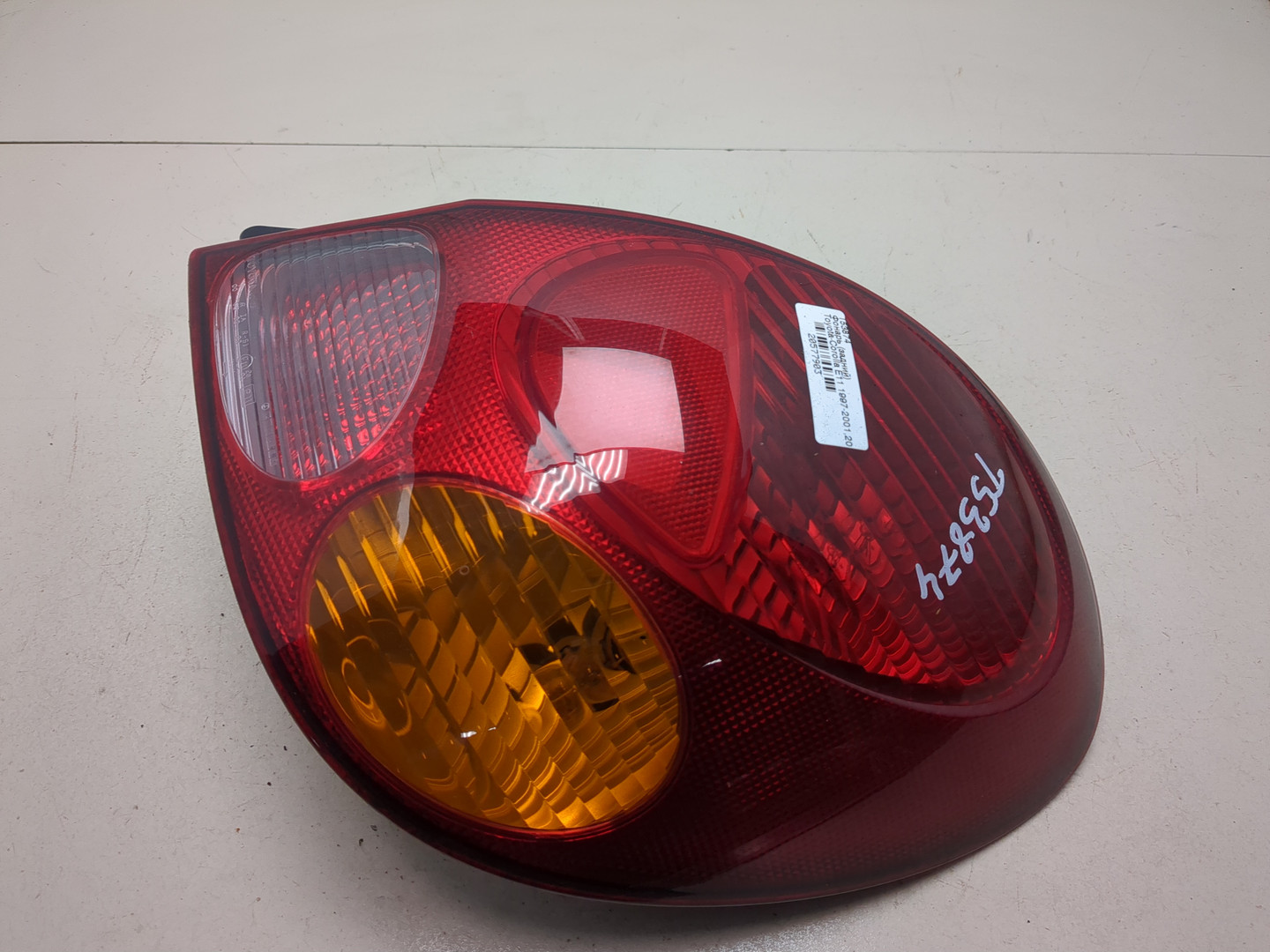 Фонарь задний правый