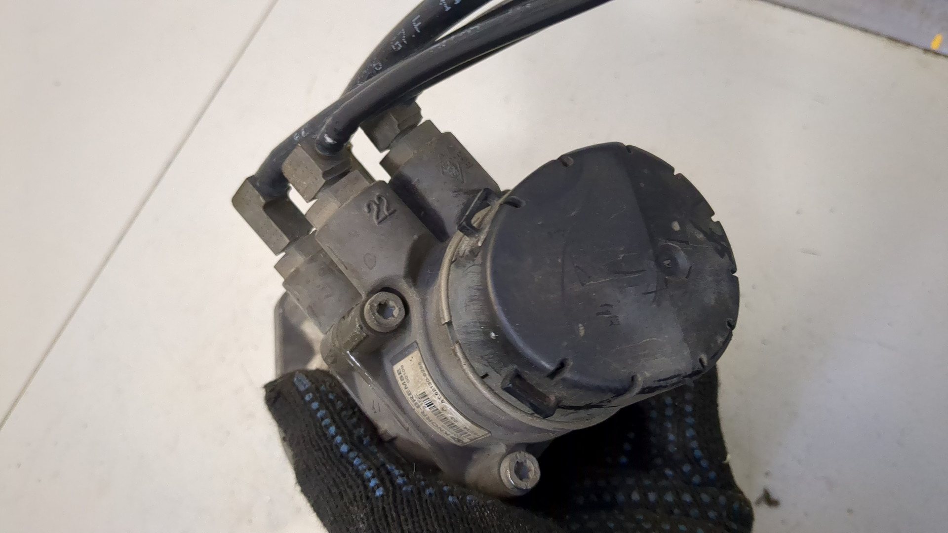 Кран тормозной главный