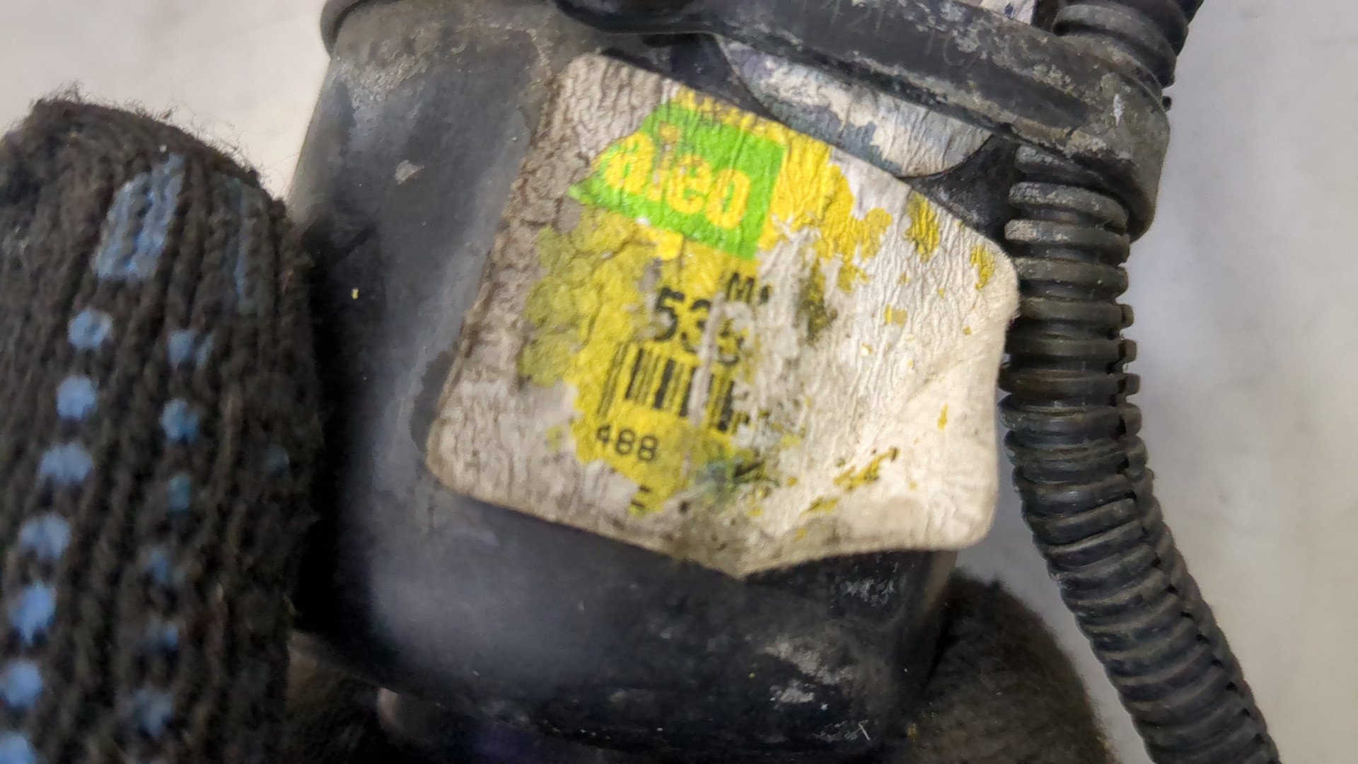 Моторчик стеклоочистителя передний