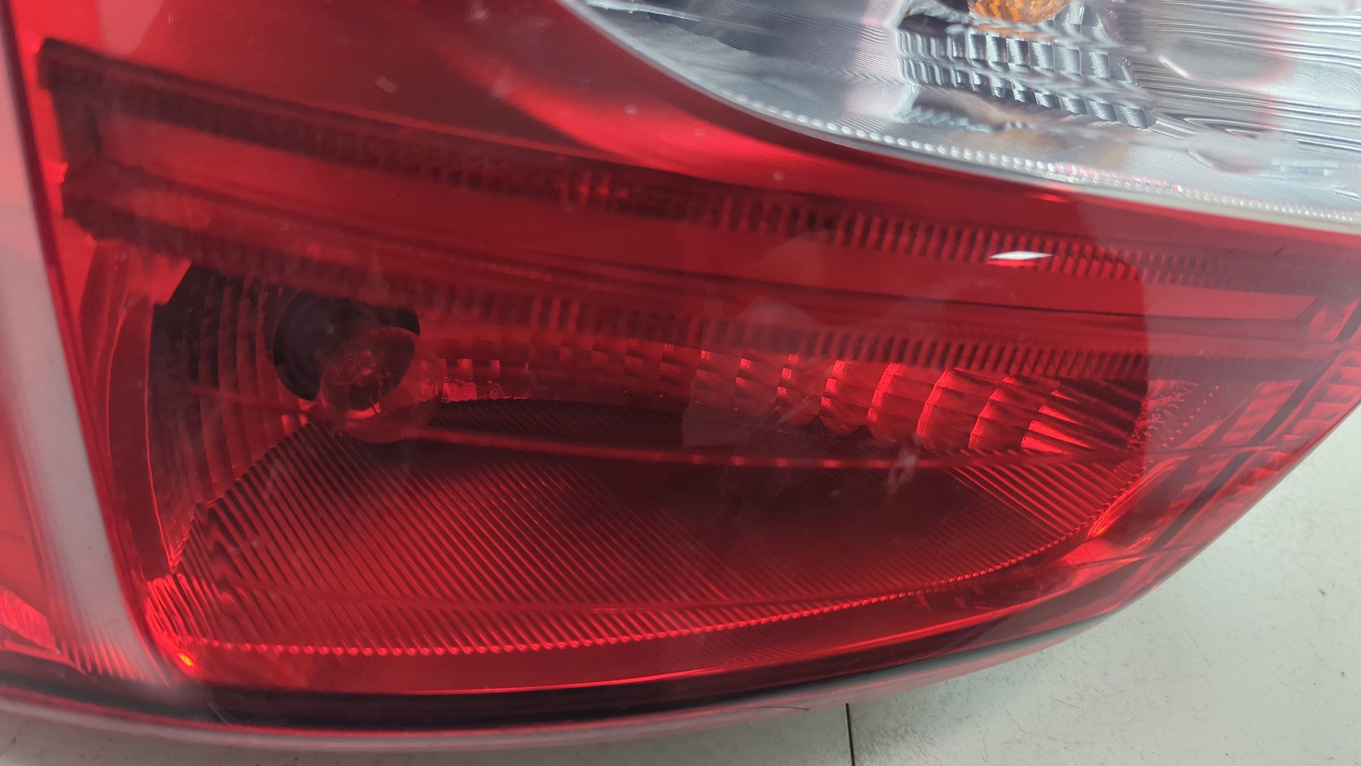 Фонарь задний левый