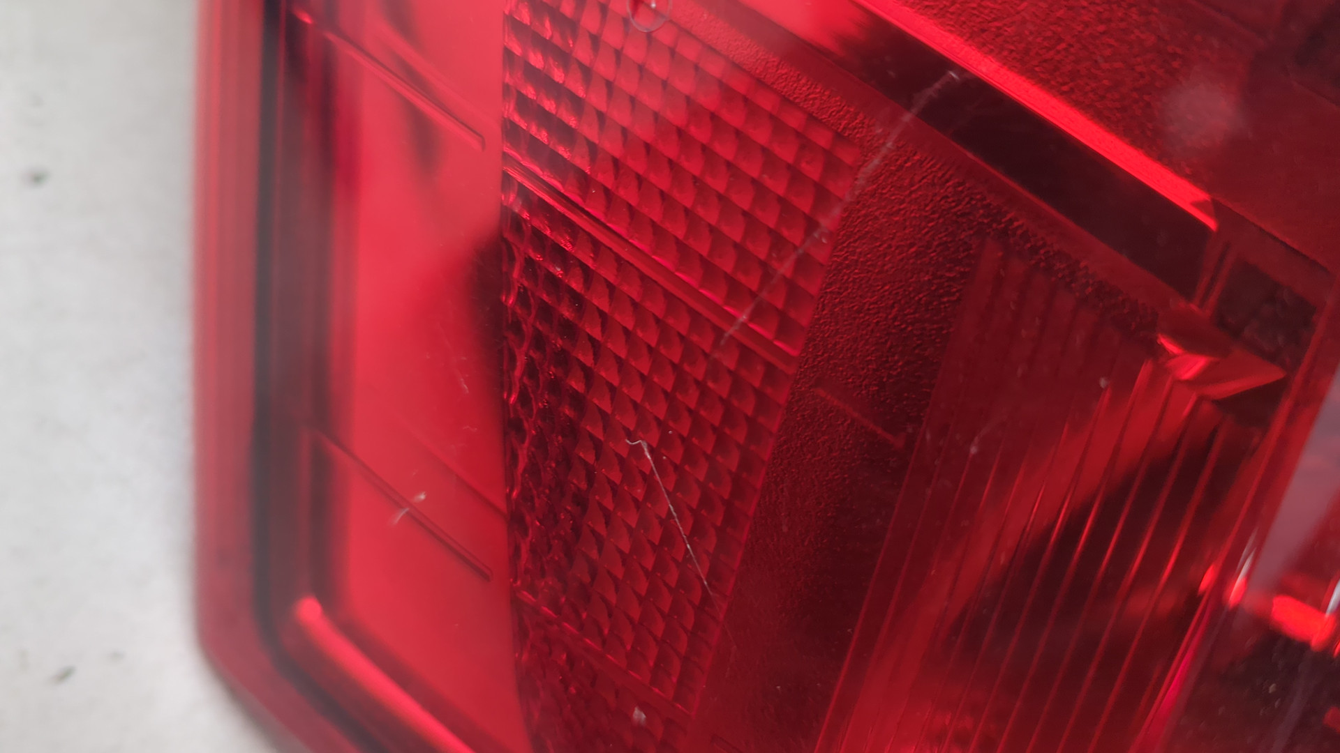 Фонарь задний левый