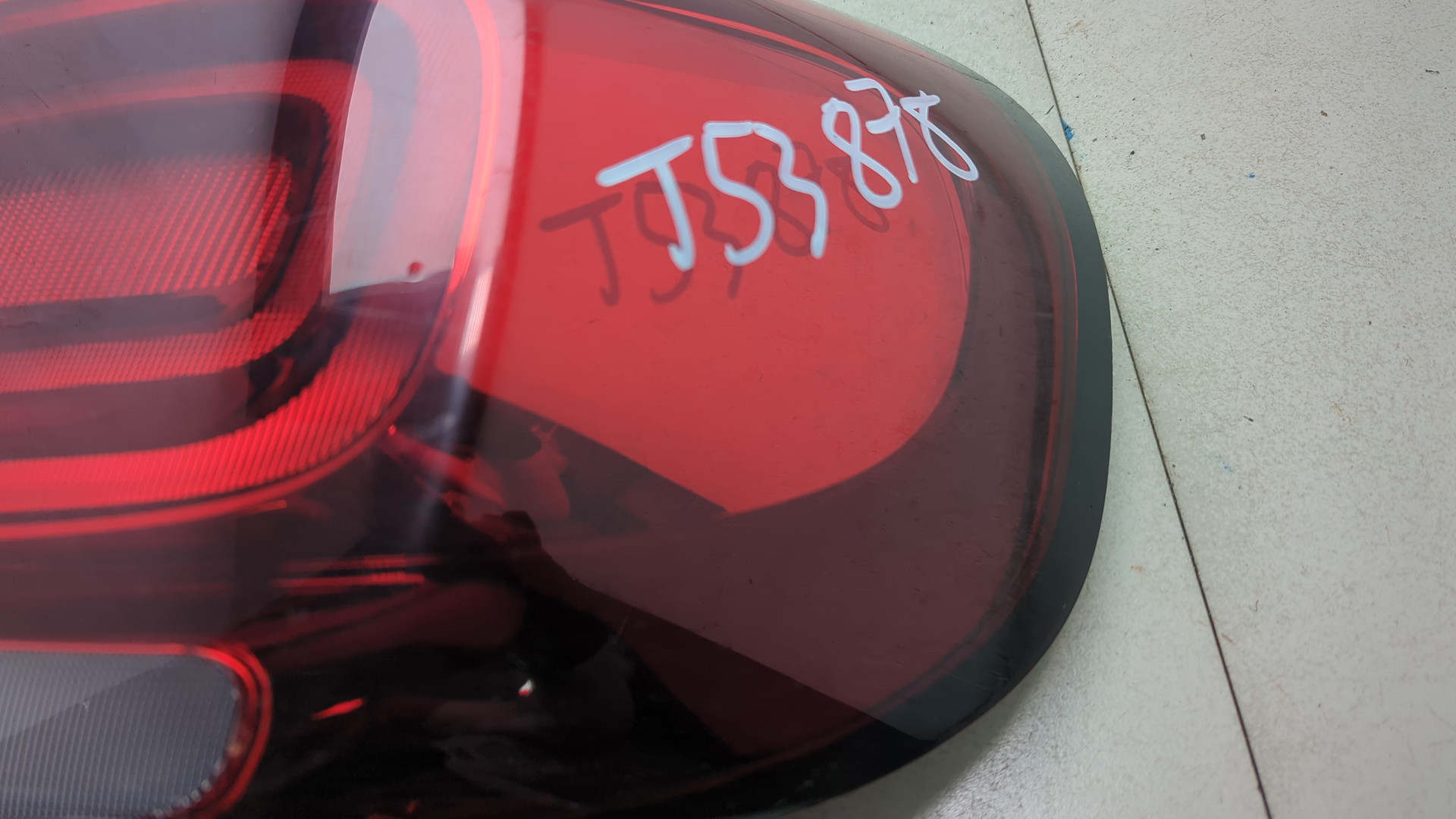 Фонарь задний левый