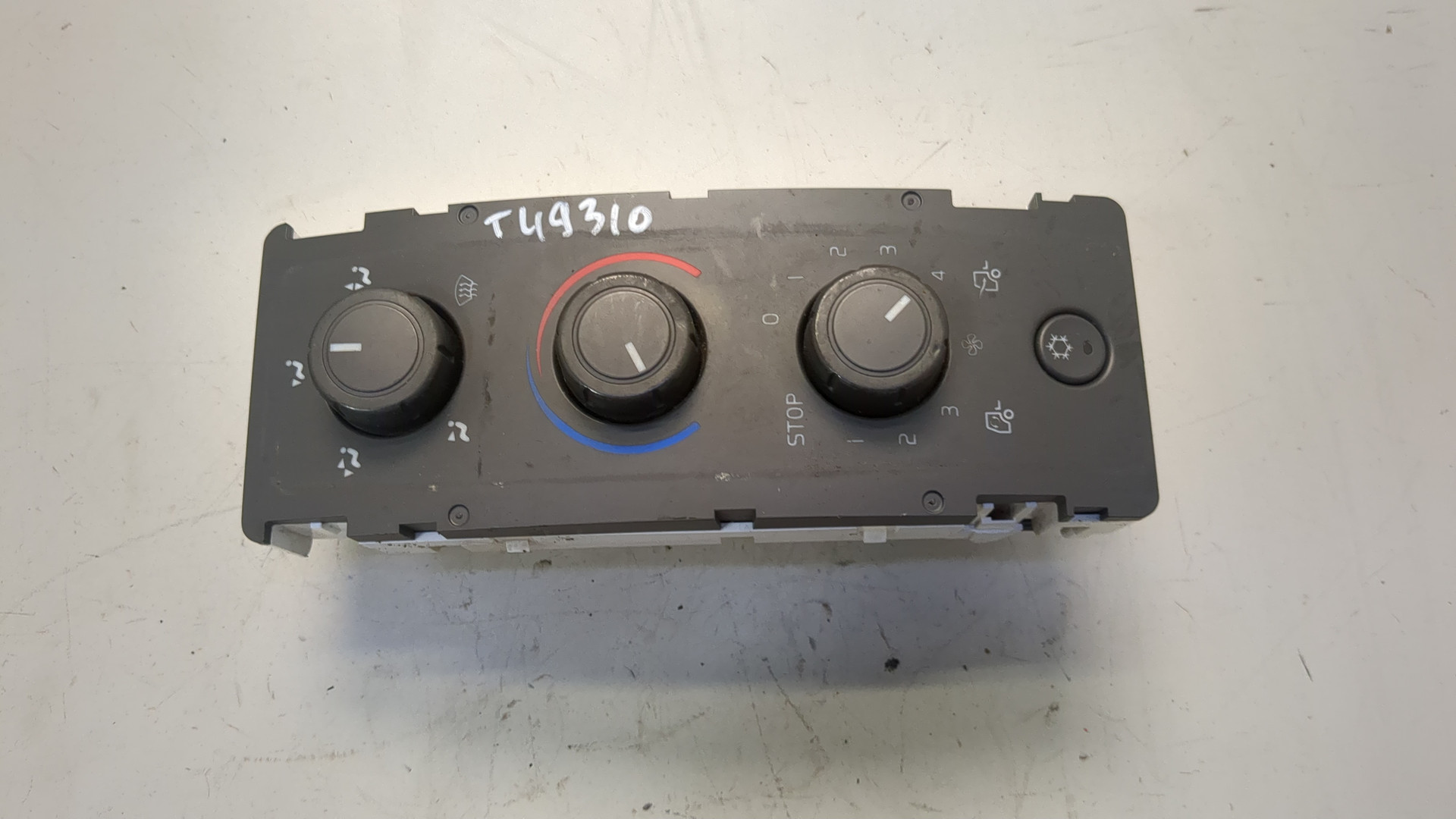 Переключатель отопителя