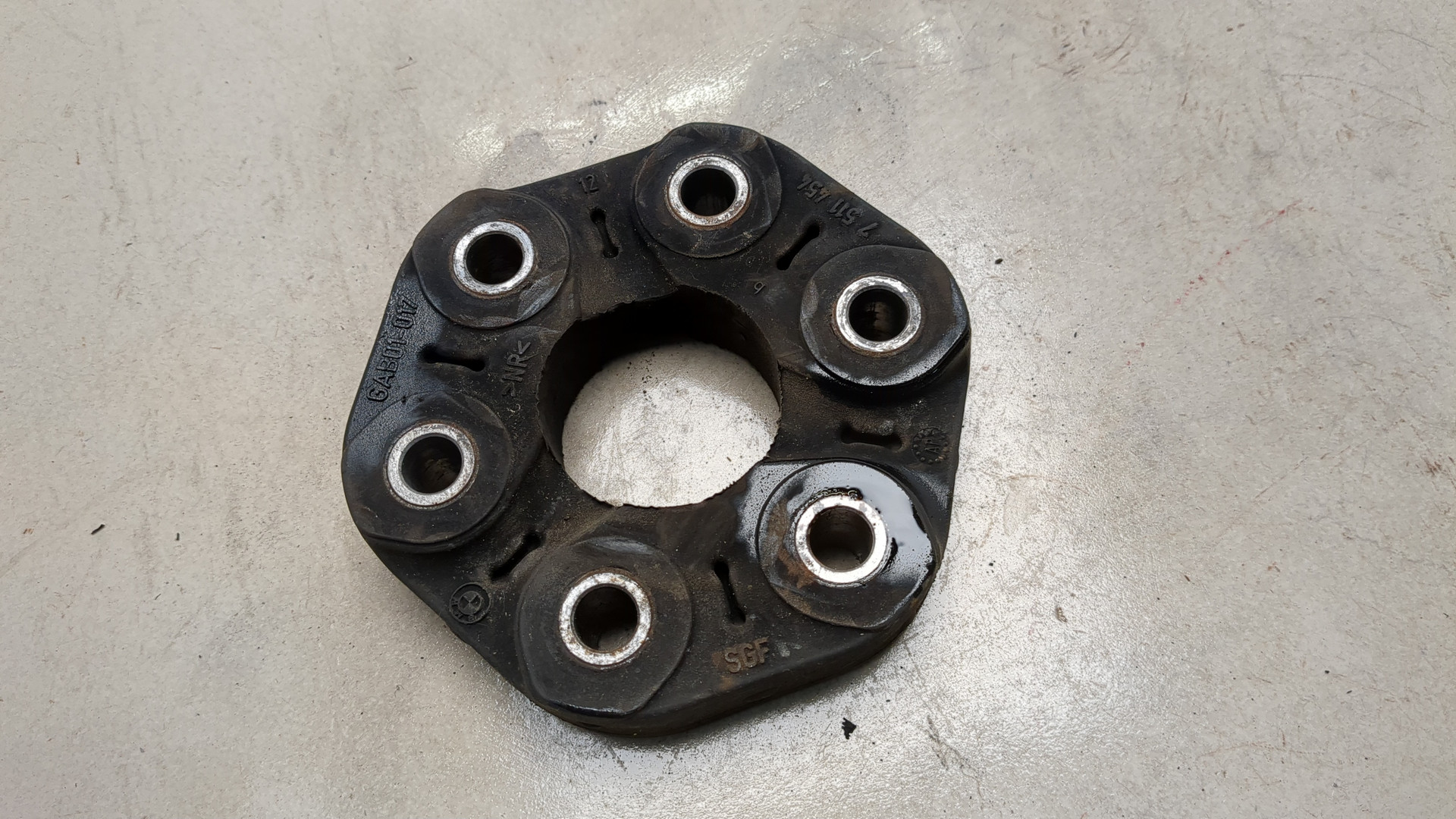 Муфта эластичная карданного вала