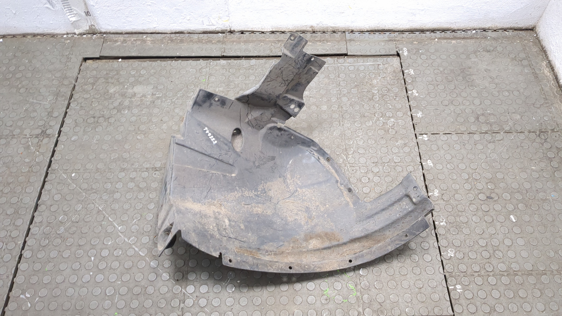 Локер передний левый