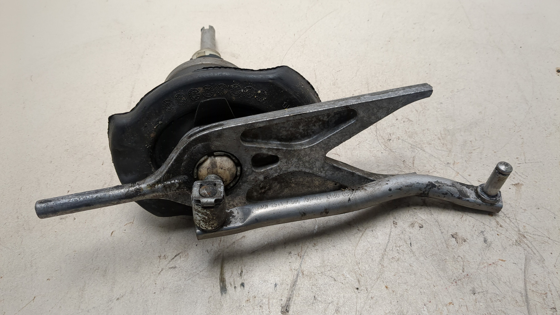 Кулиса МКПП / АКПП