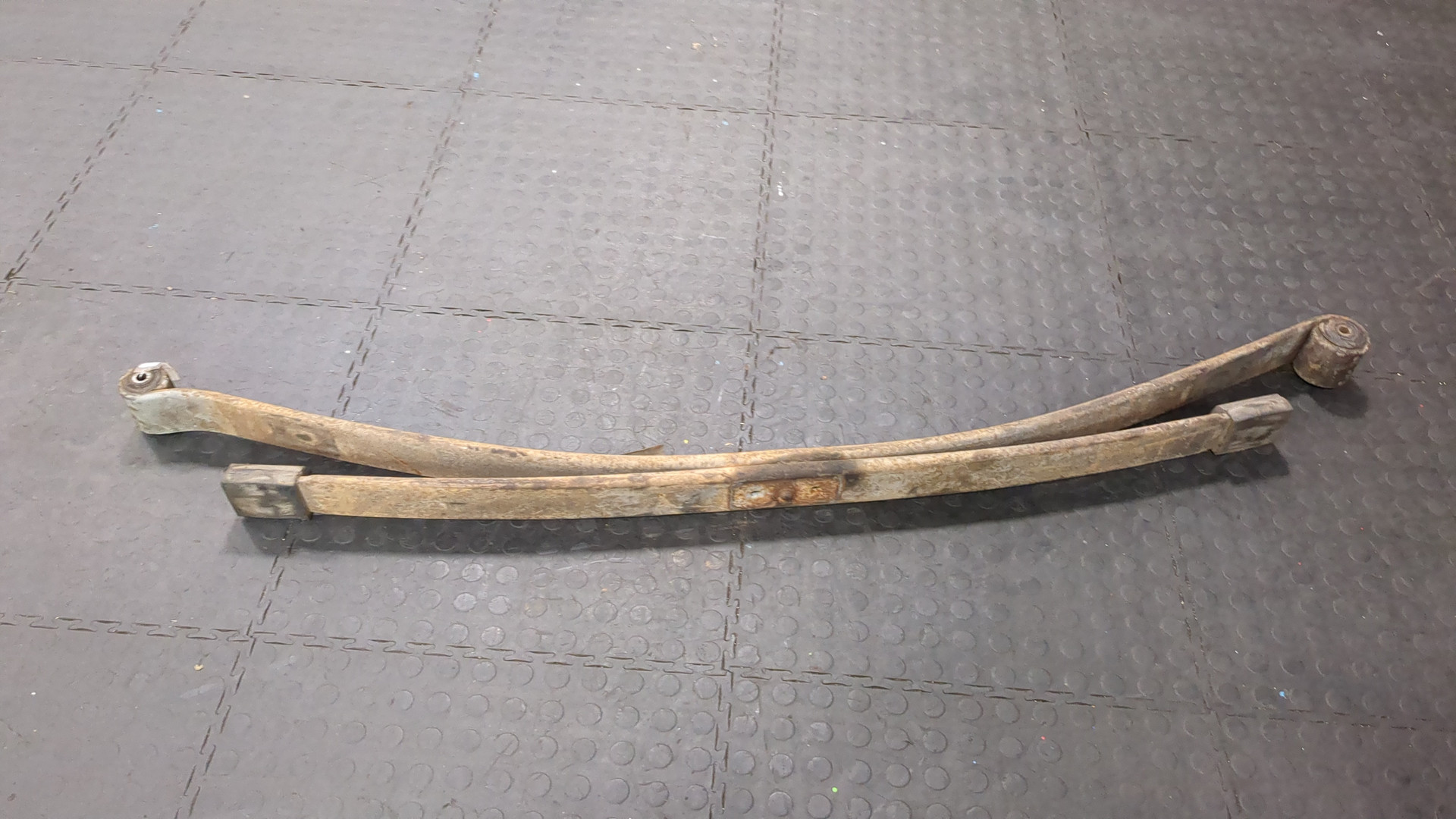 Рессора задняя