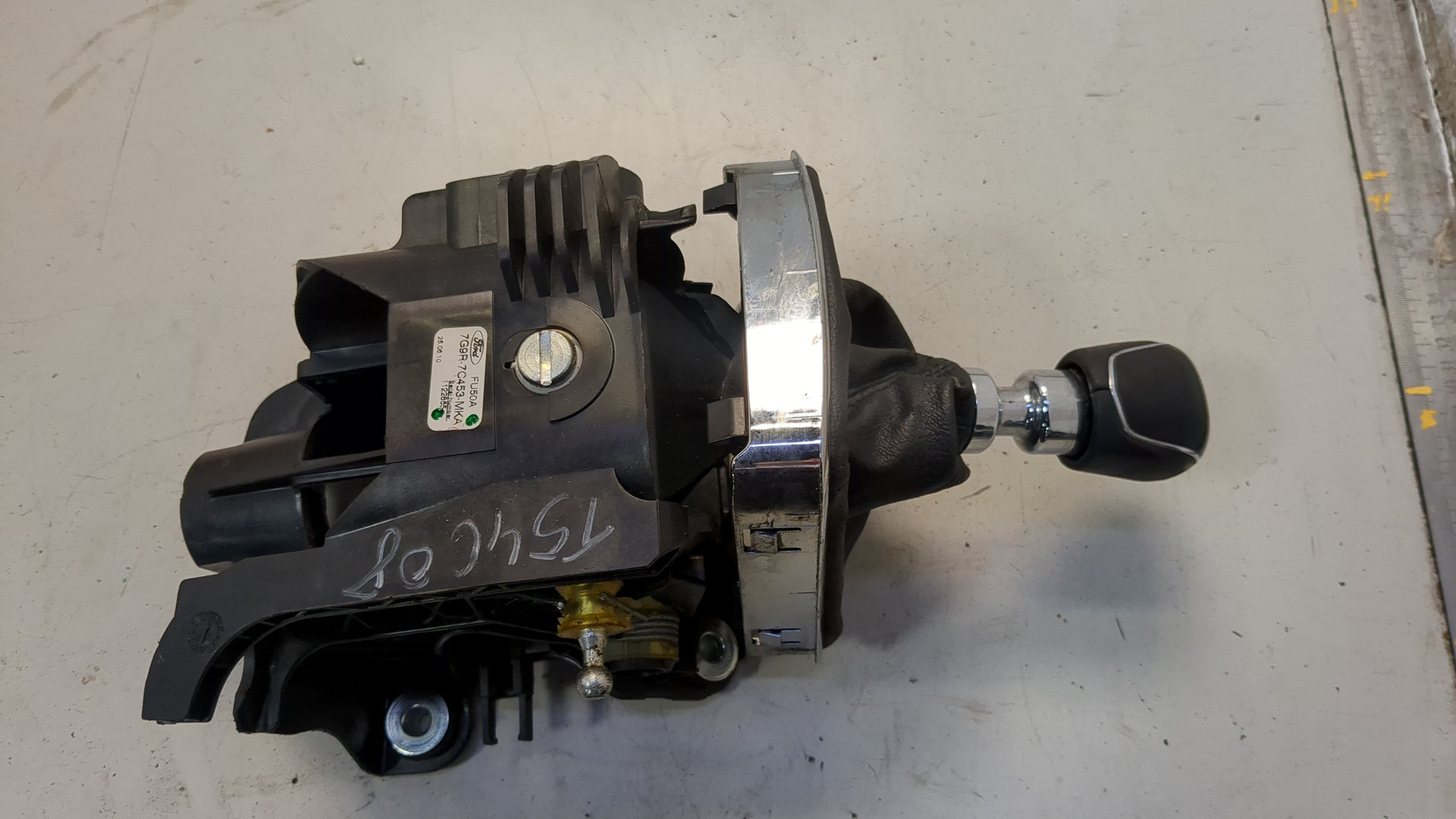 Кулиса МКПП / АКПП