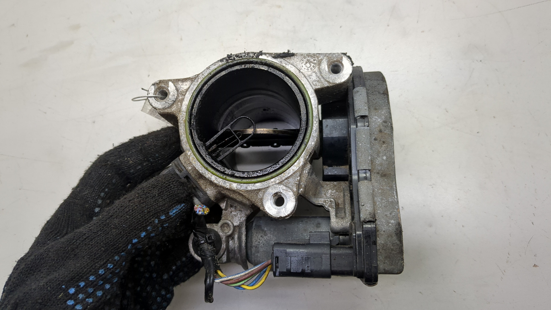 Заслонка дроссельная электрическая